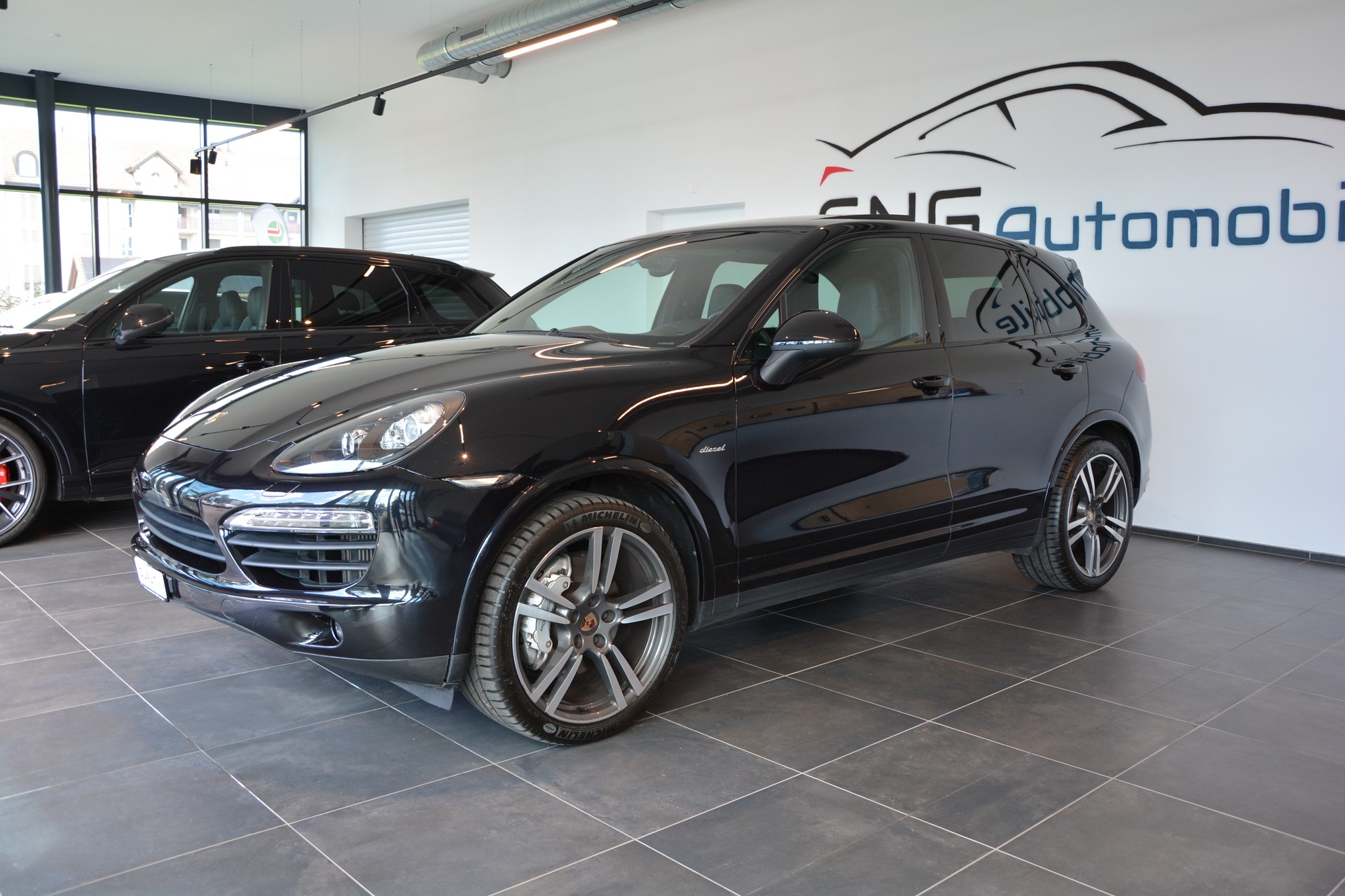 PORSCHE Cayenne S Diesel-image-1