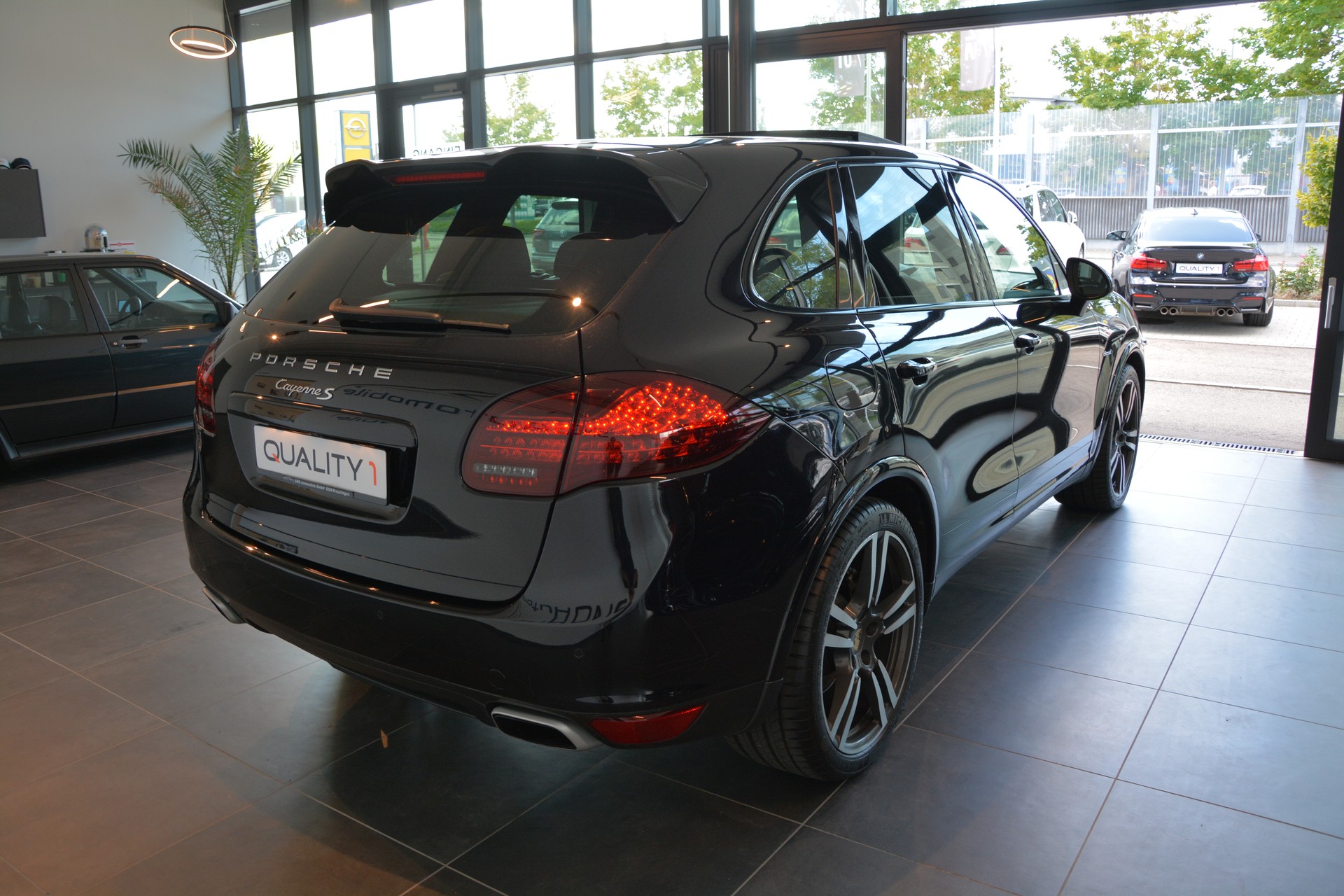 PORSCHE Cayenne S Diesel-image-5