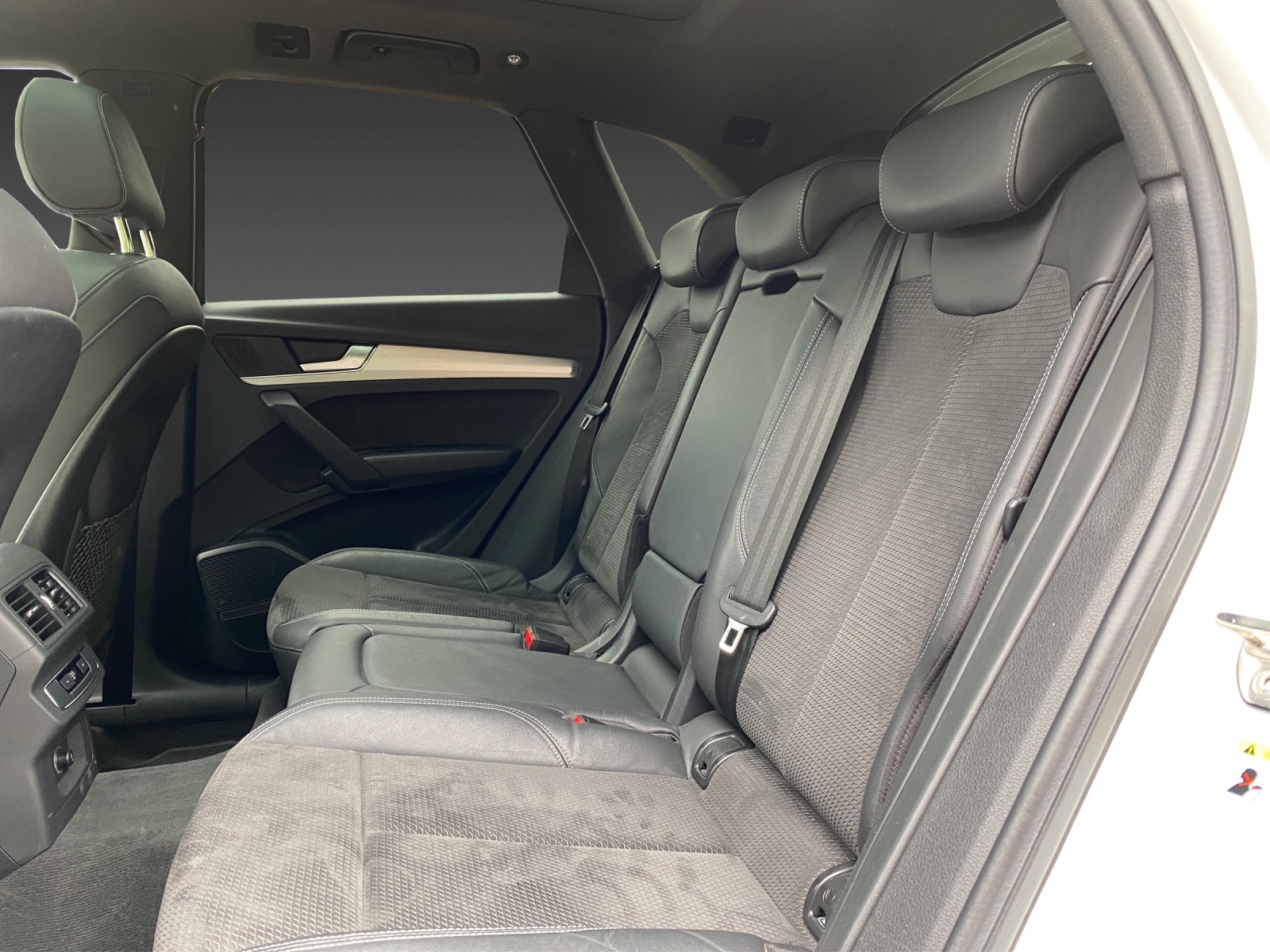 AUDI Q5 50 TDI sport quattro tiptronic-image-17