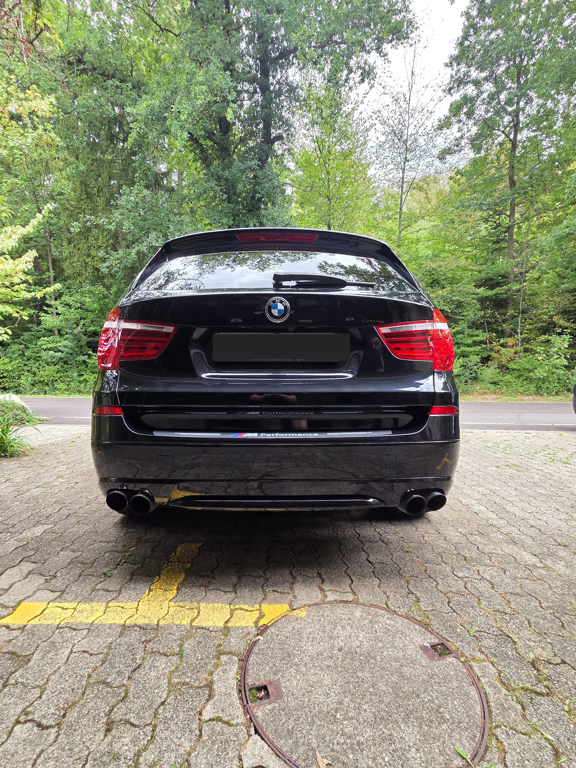 BMW 28i xDrive M-Paket-image-2