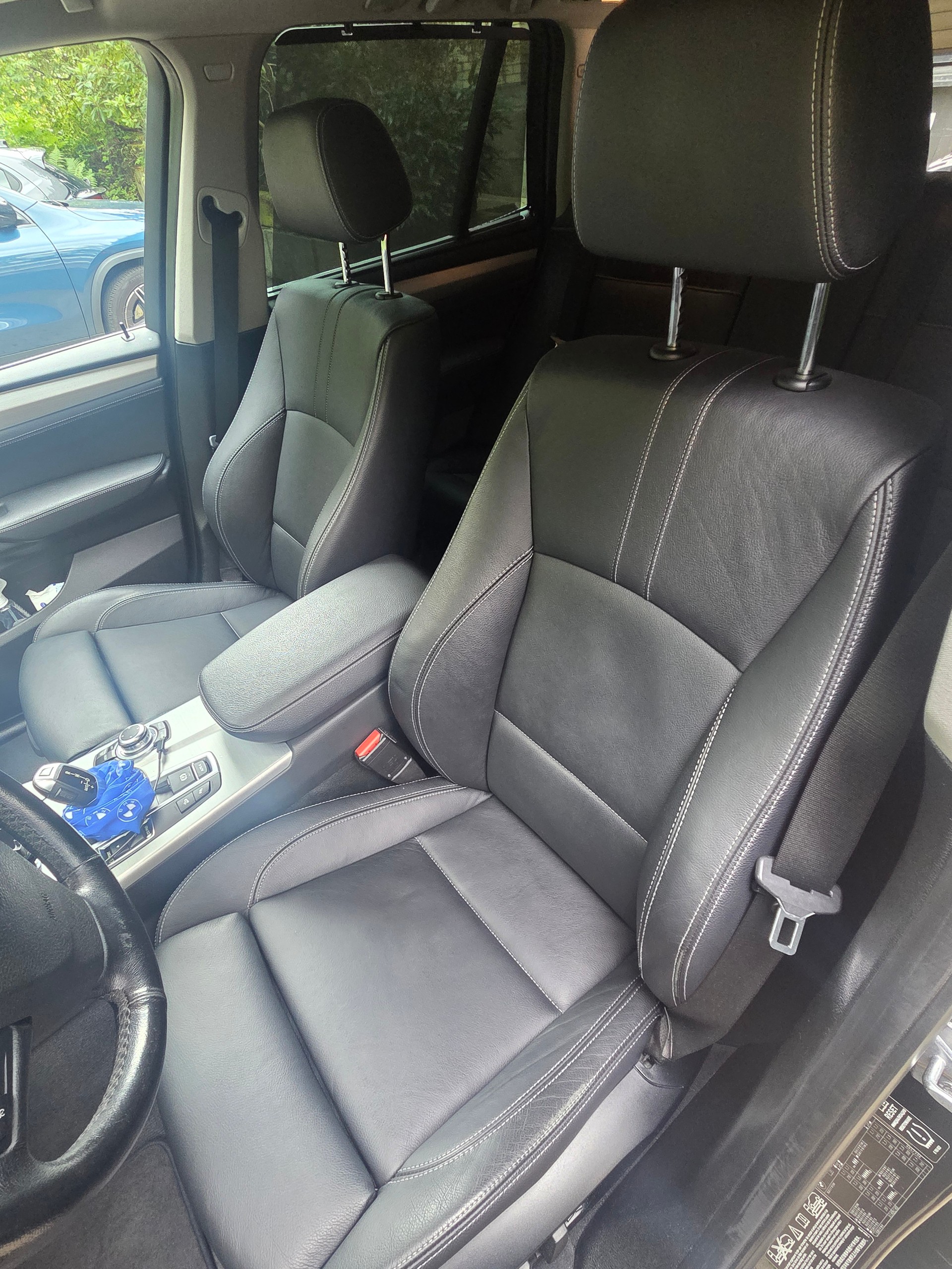 BMW 28i xDrive M-Paket-image-6
