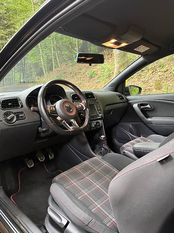 VW POLO-image-3