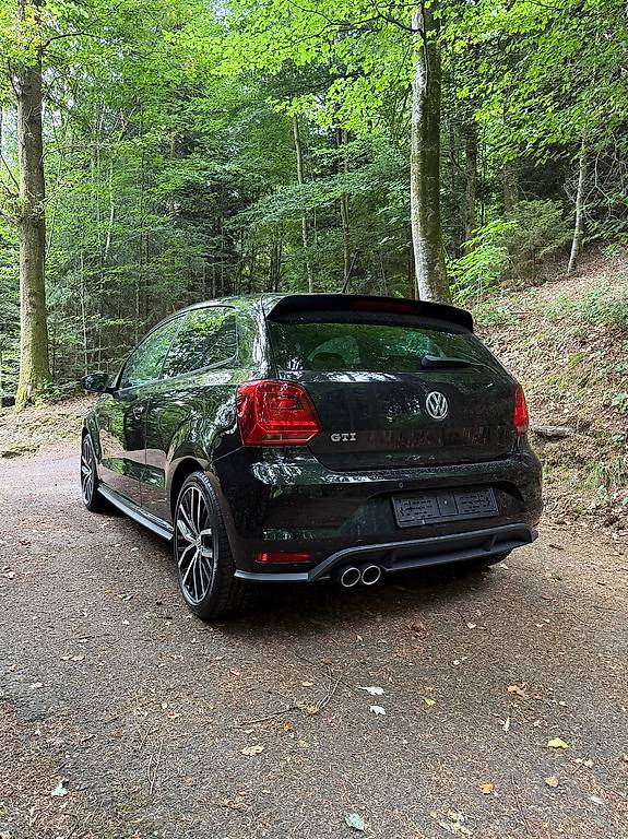 VW POLO-image-1