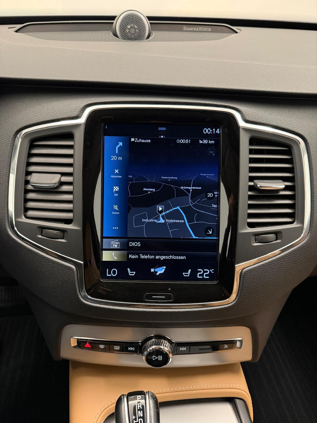 VOLVO XC90 2.0 T6 Momentum 5P. AWD-image-18