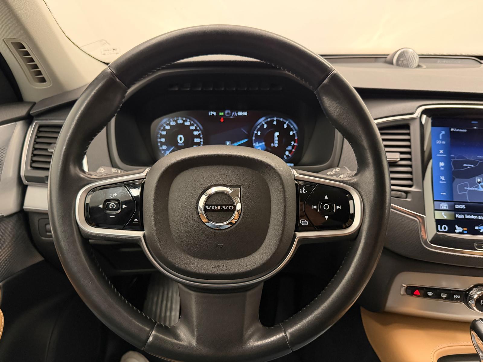 VOLVO XC90 2.0 T6 Momentum 5P. AWD-image-17