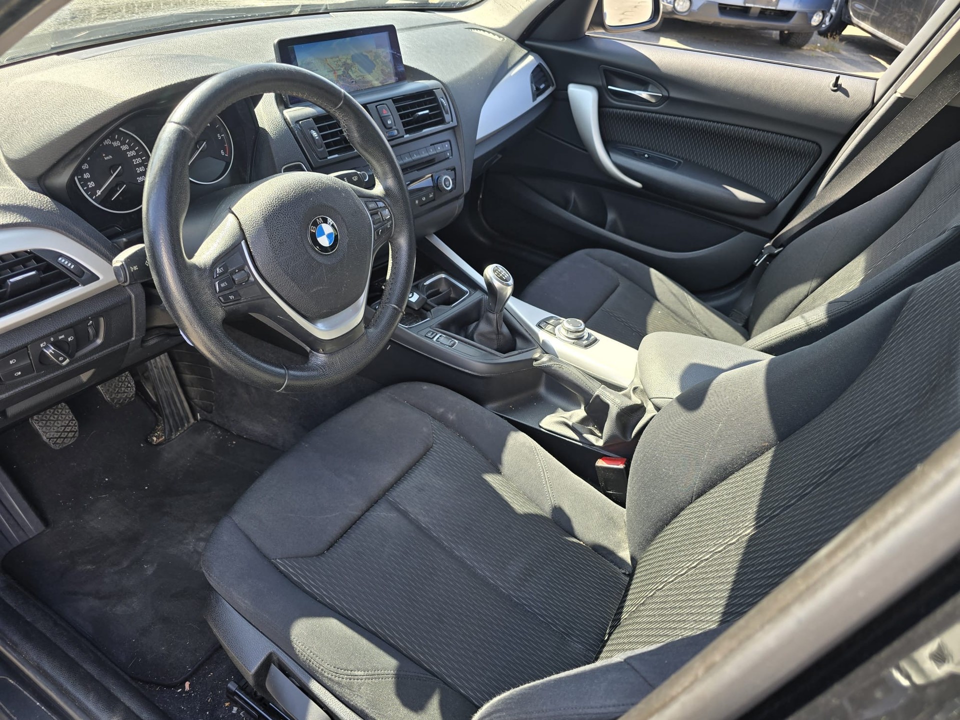 BMW 116d Efficient-Dynamics Edition-image-14