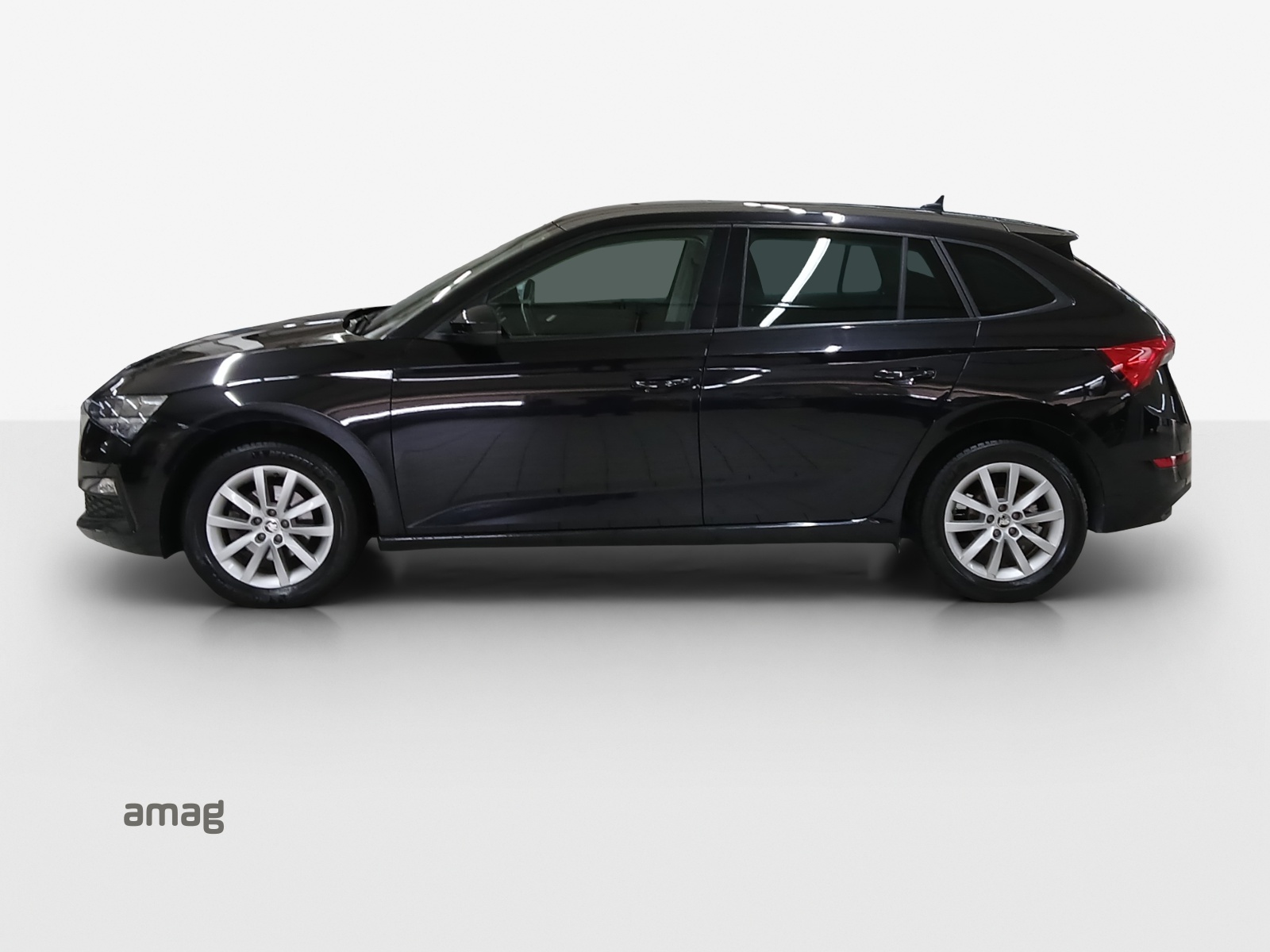 SKODA Scala 1.5 TSI ACT Ambition DSG-image-1
