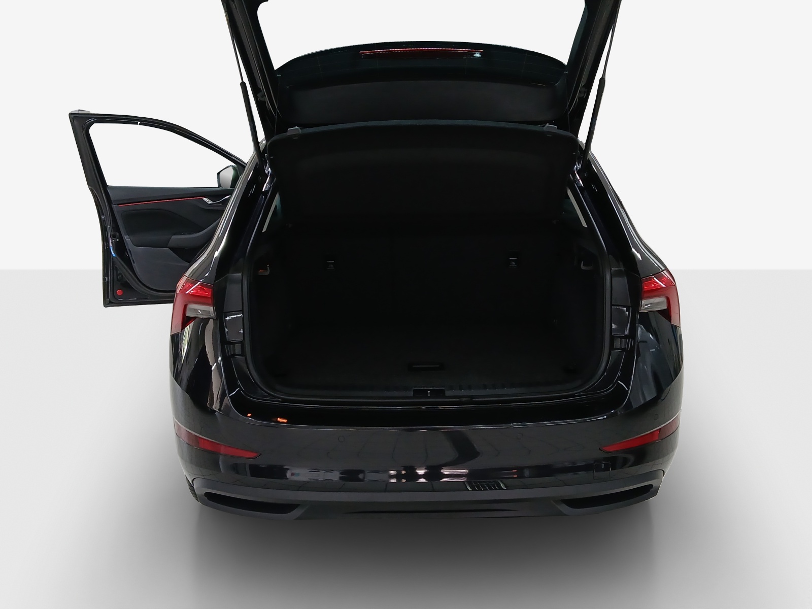 SKODA Scala 1.5 TSI ACT Ambition DSG-image-12