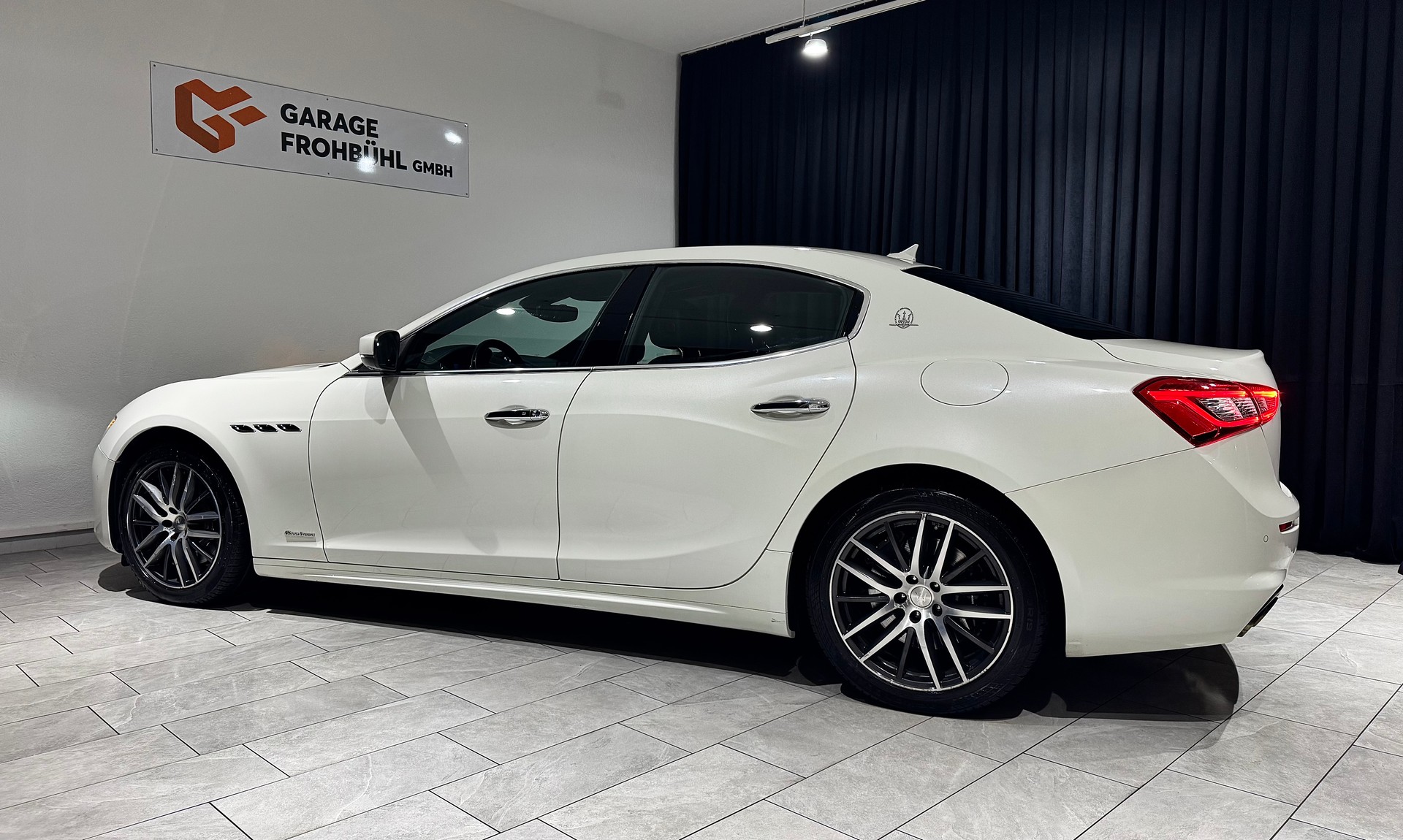 MASERATI Ghibli 3.0 V6 GranLusso Automatica-image-6