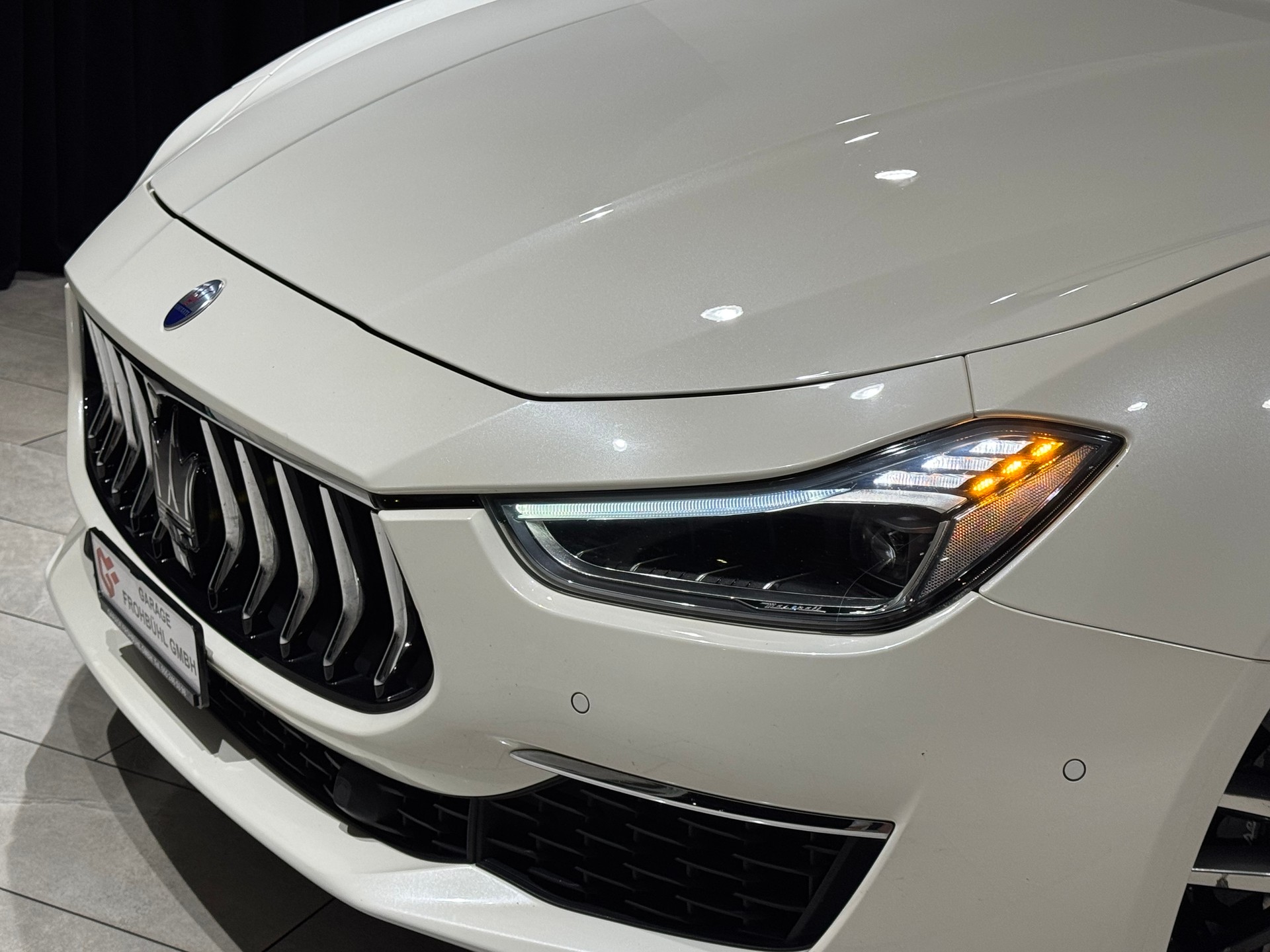 MASERATI Ghibli 3.0 V6 GranLusso Automatica-image-9