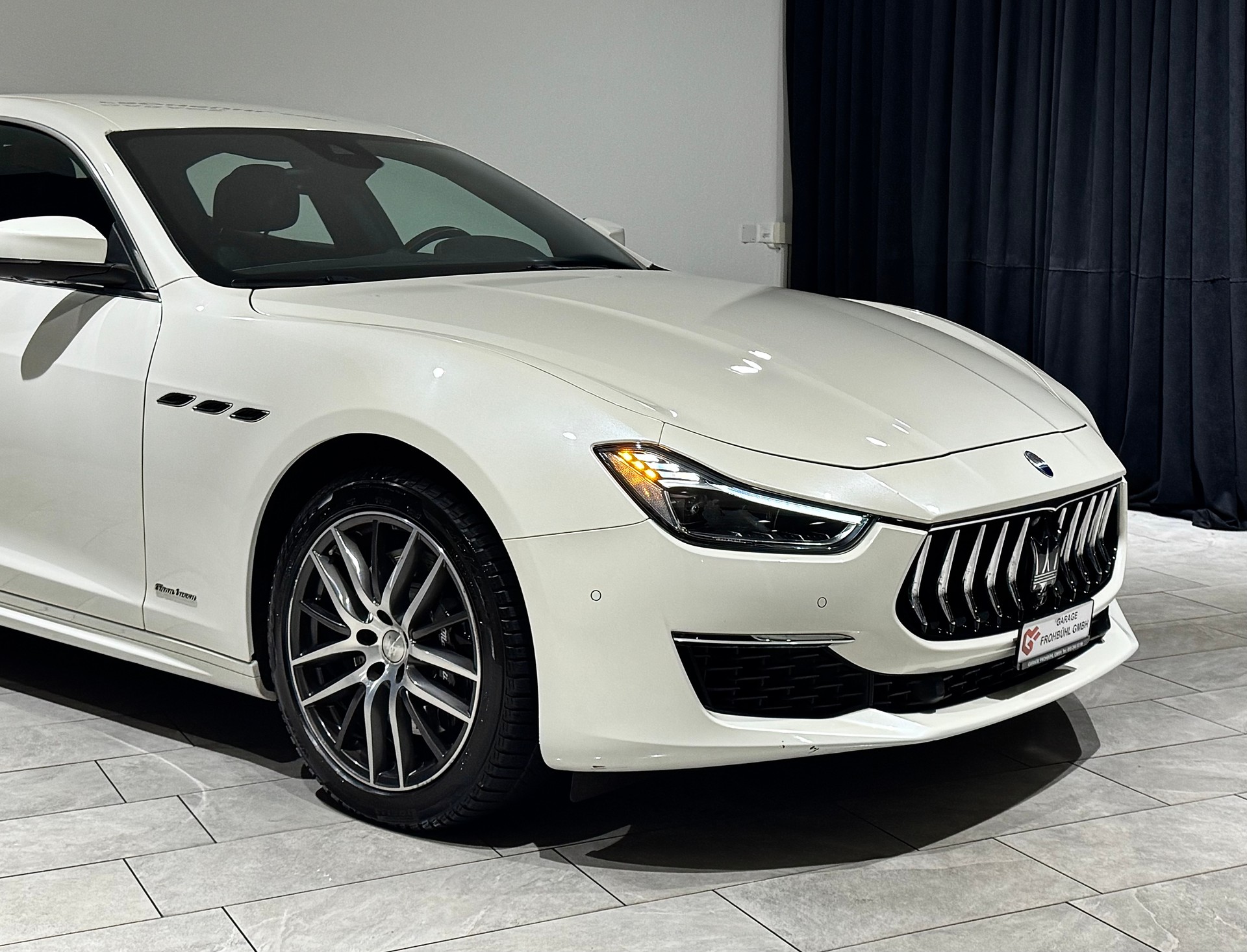 MASERATI Ghibli 3.0 V6 GranLusso Automatica-image-7