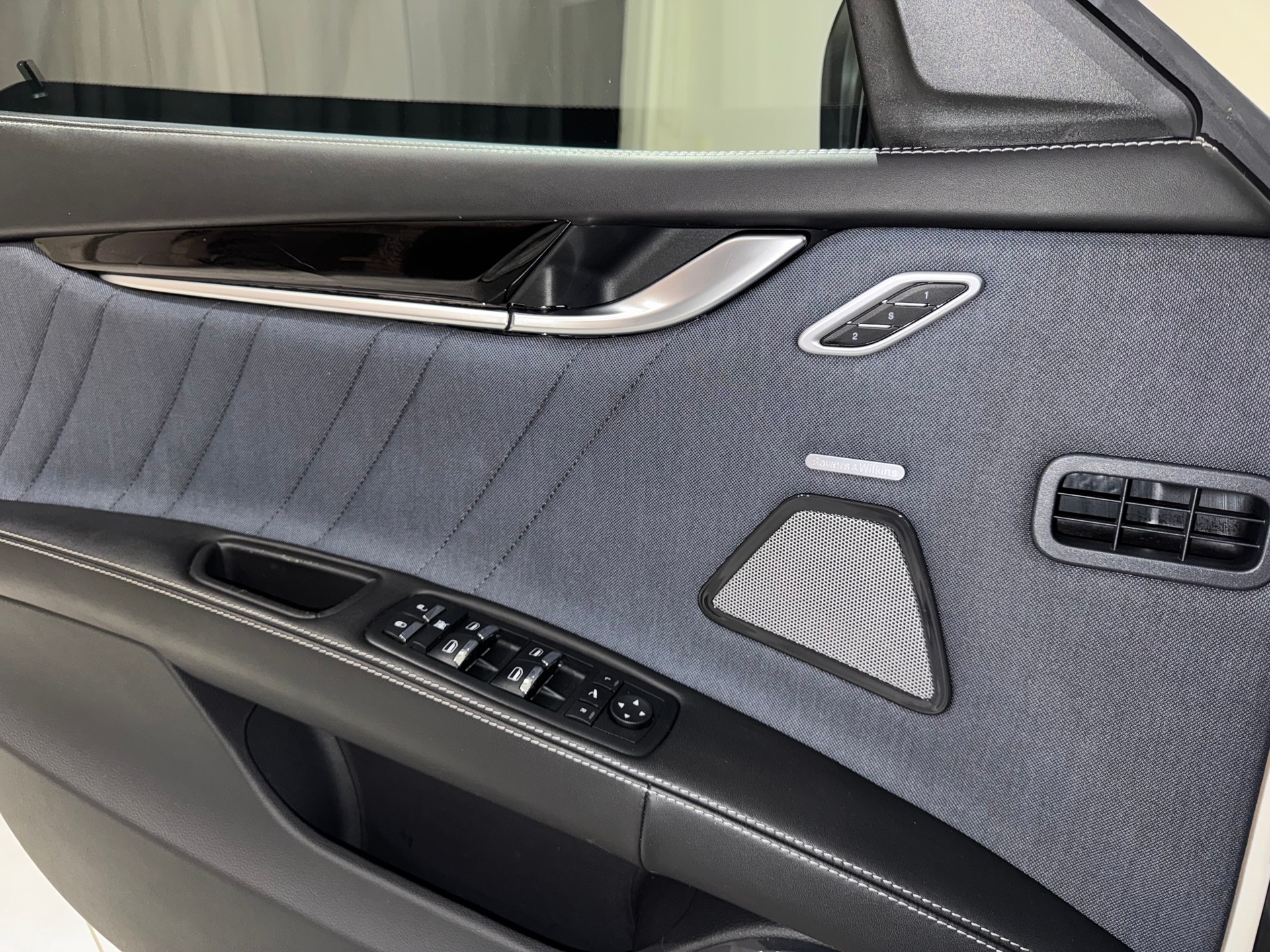 MASERATI Ghibli 3.0 V6 GranLusso Automatica-image-18