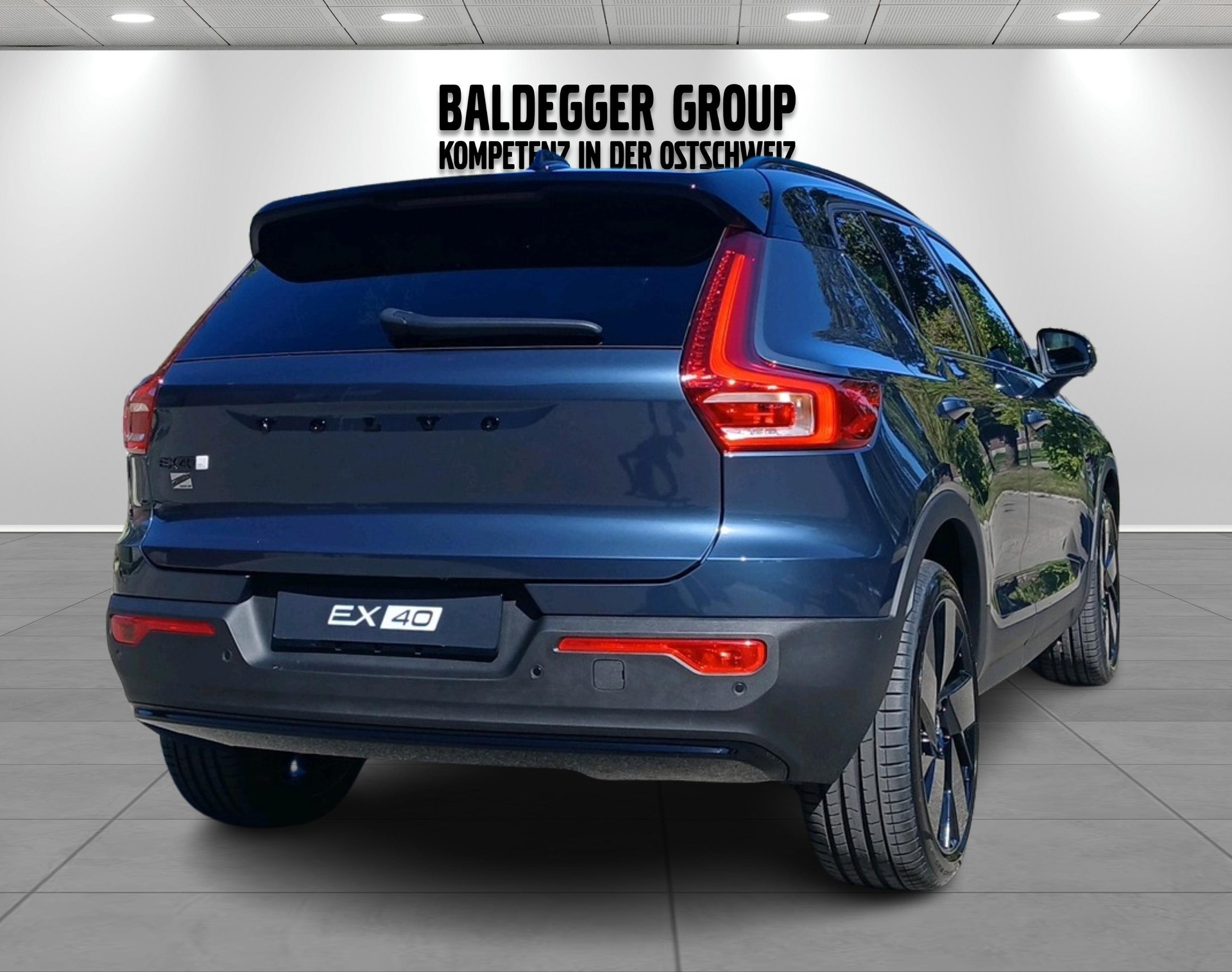 VOLVO EX40 Twin Black Edition AWD-showroom-element-1