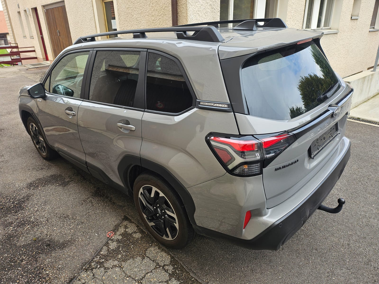 SUBARU Forester 2.0i e-Boxer Swiss Plus Lineartronic hagelschaden dégats de grele-image-9
