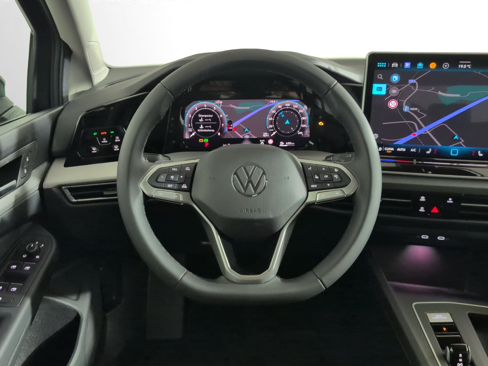 VW Golf 1.5 e TSI mHEV United DSG-image-12