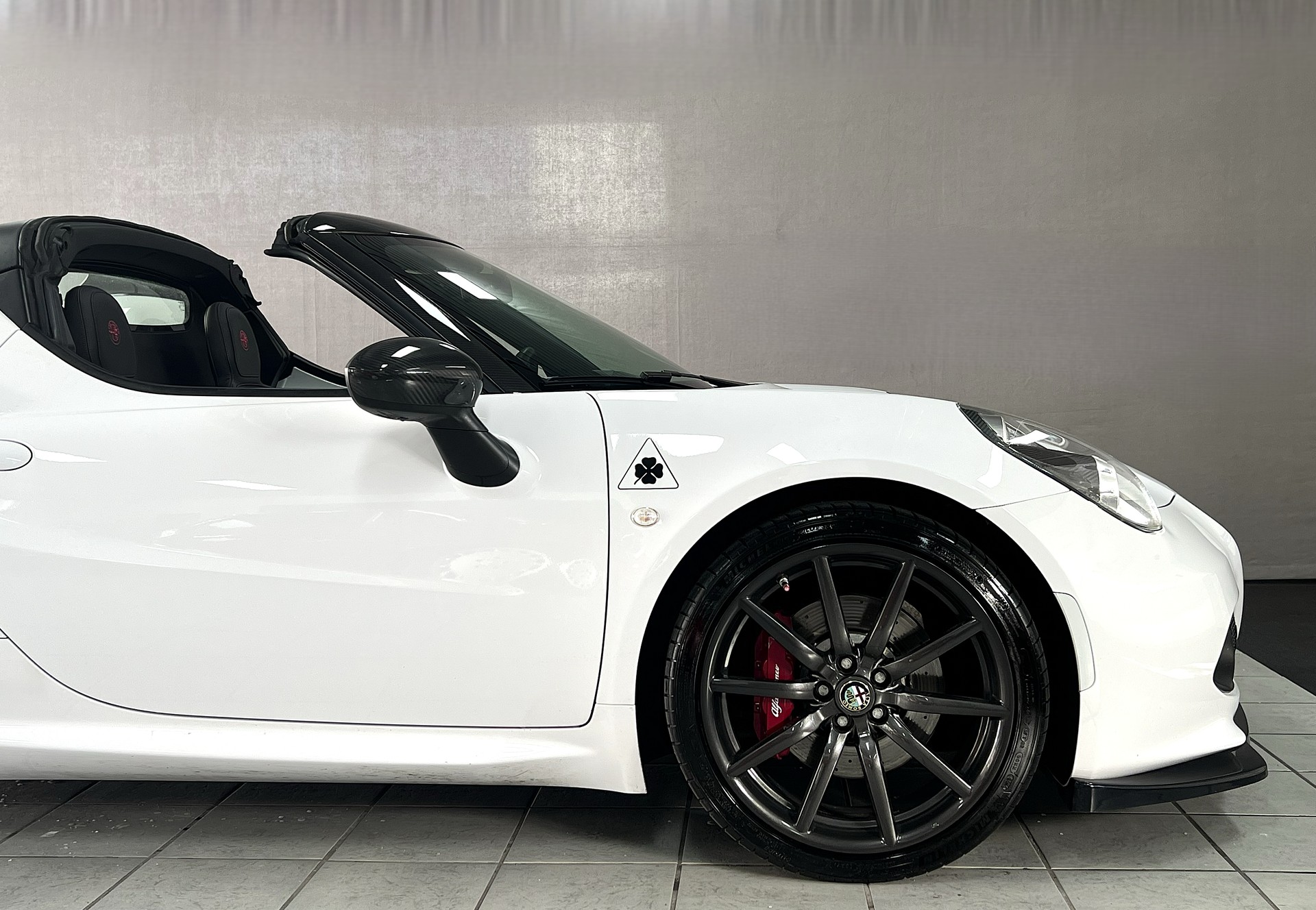 ALFA ROMEO 4C Spider 1750 TBi TCT-image-3