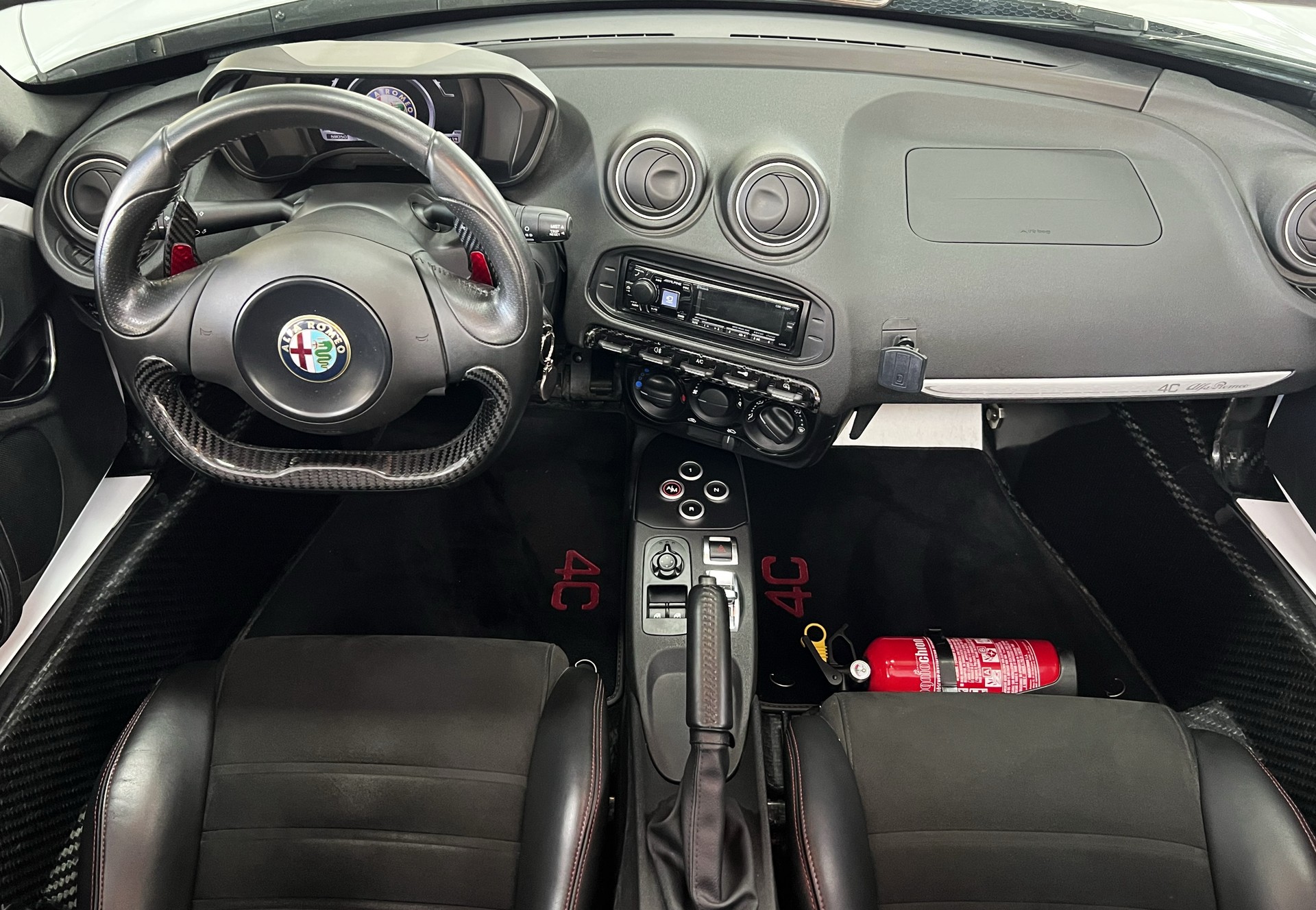 ALFA ROMEO 4C Spider 1750 TBi TCT-image-6