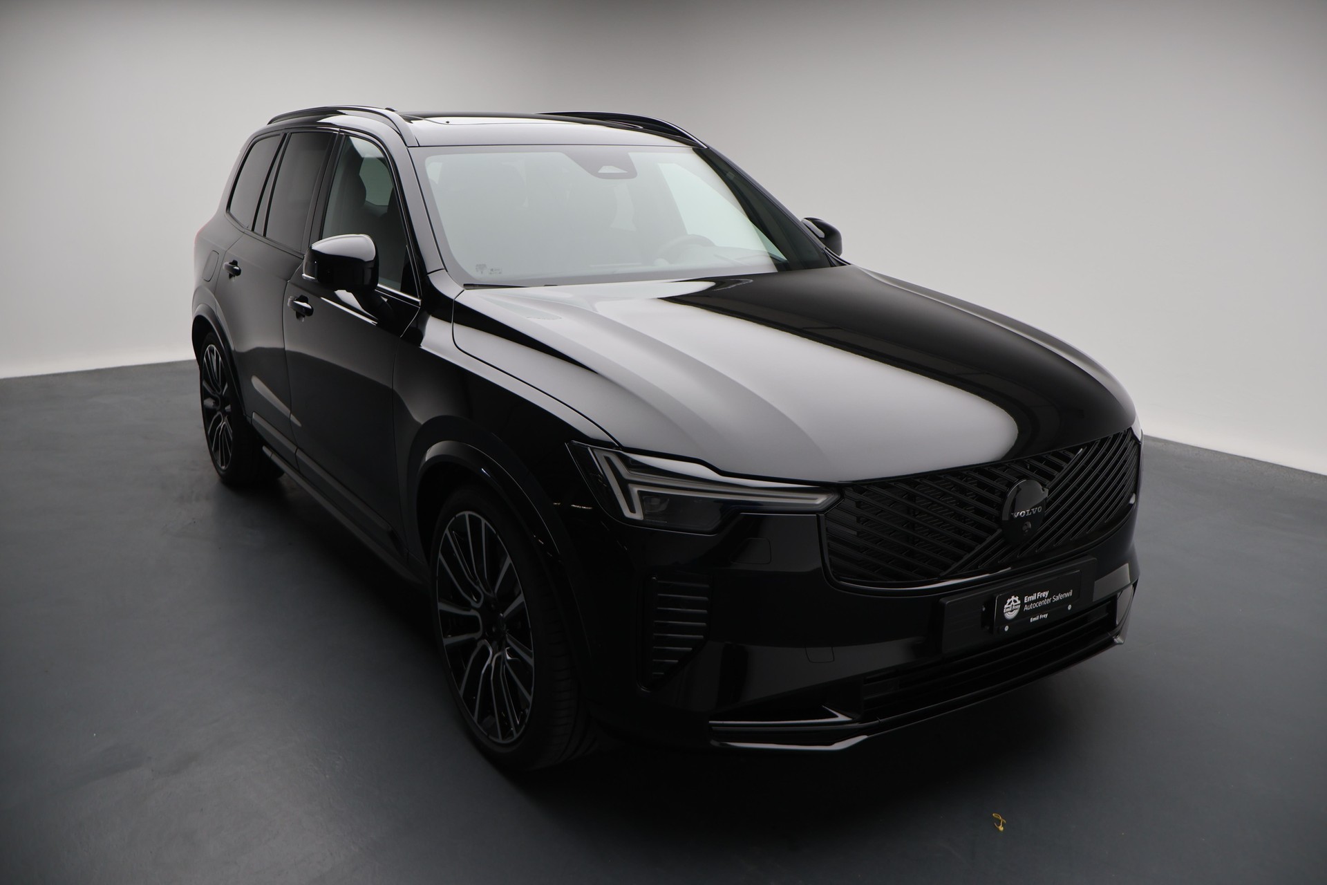 VOLVO XC90 2.0 T8 TE Black Edition eAWD-image-9