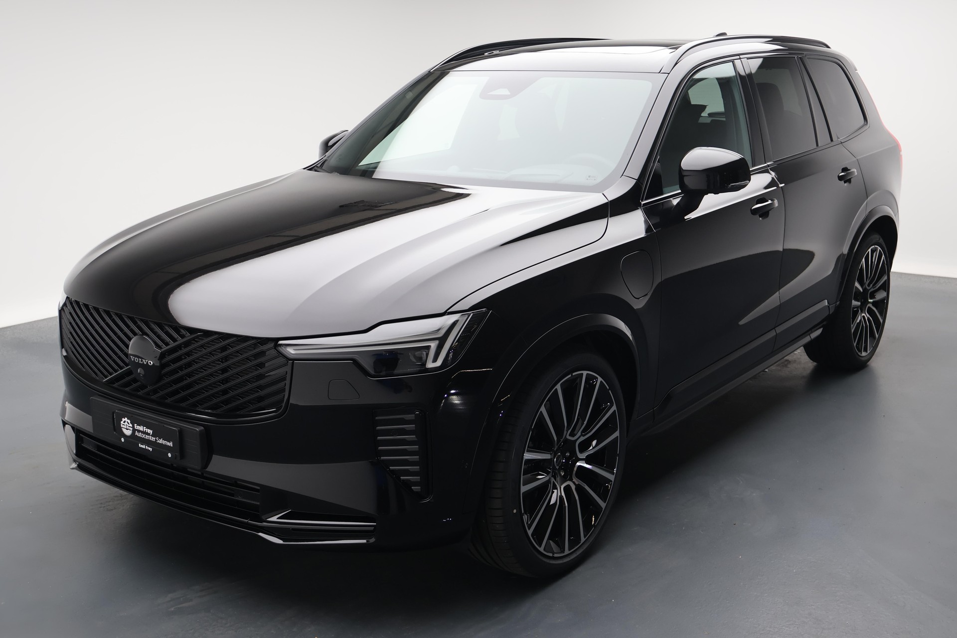 VOLVO XC90 2.0 T8 TE Black Edition eAWD-image-1