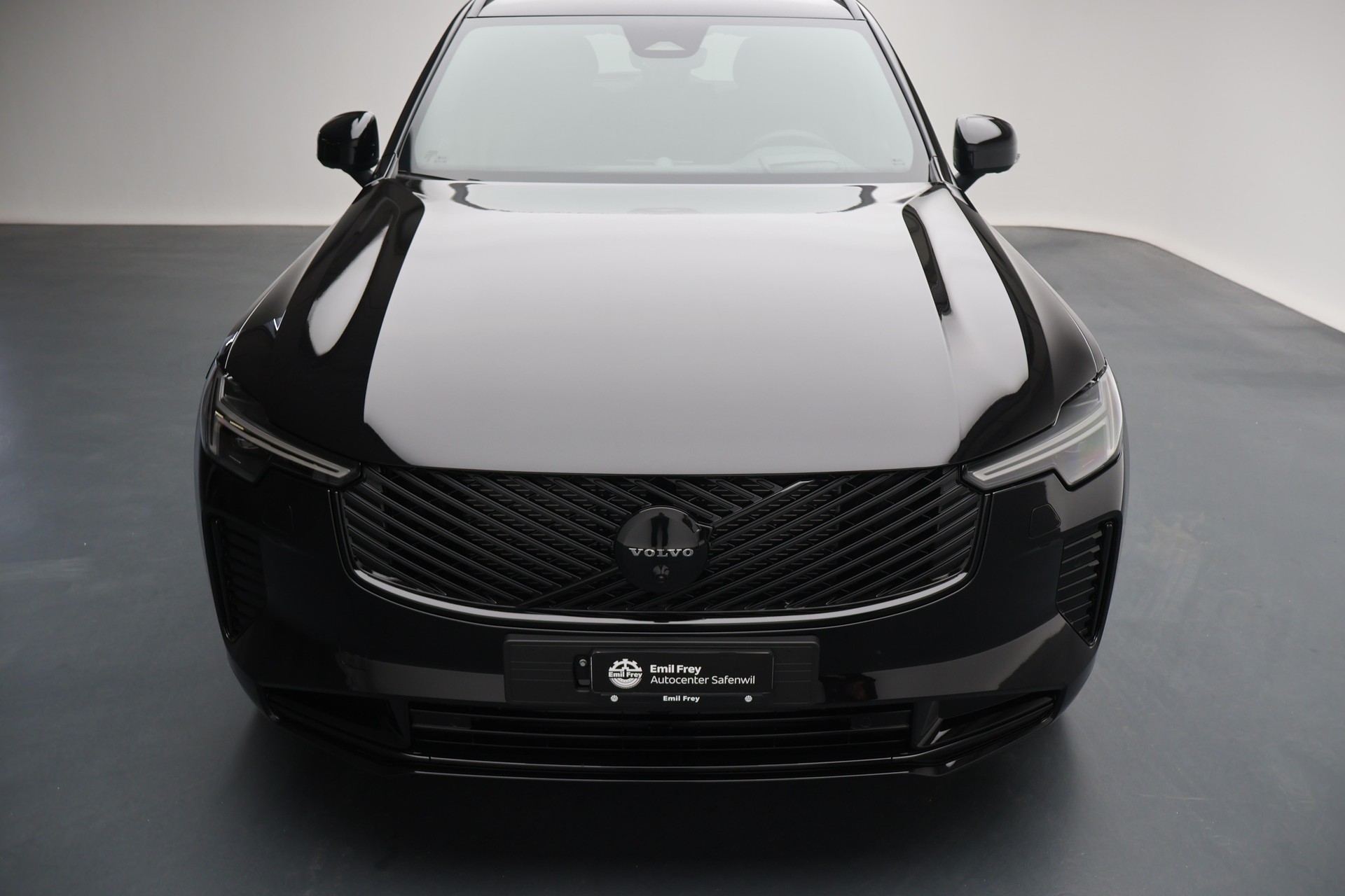 VOLVO XC90 2.0 T8 TE Black Edition eAWD-image-8