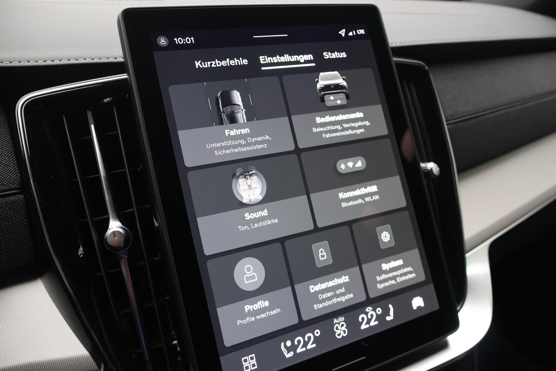 VOLVO XC90 2.0 T8 TE Black Edition eAWD-image-19