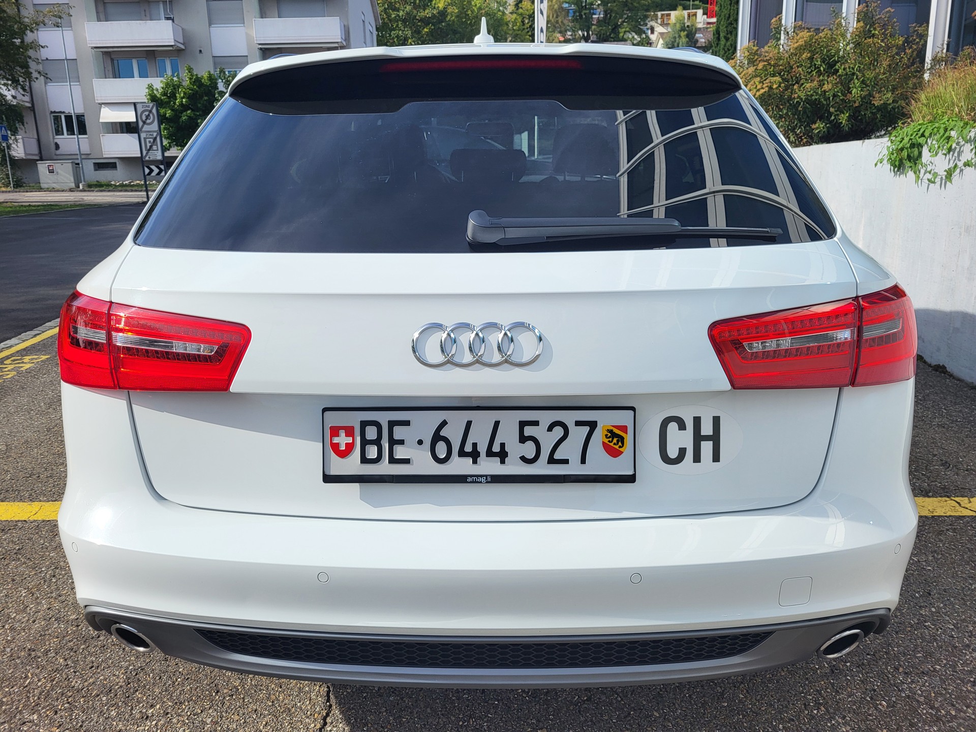 AUDI A6-image-4