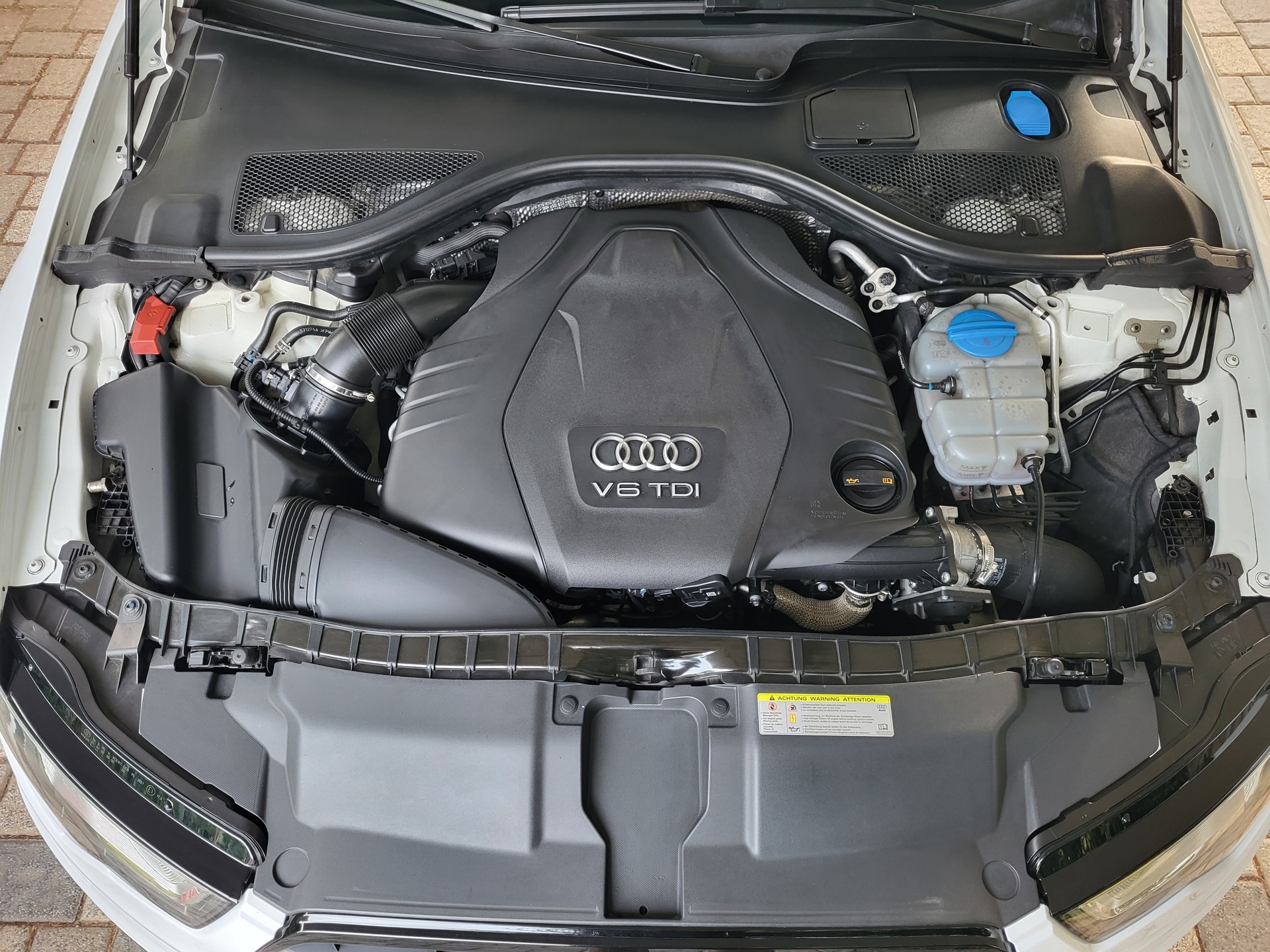 AUDI A6-image-18
