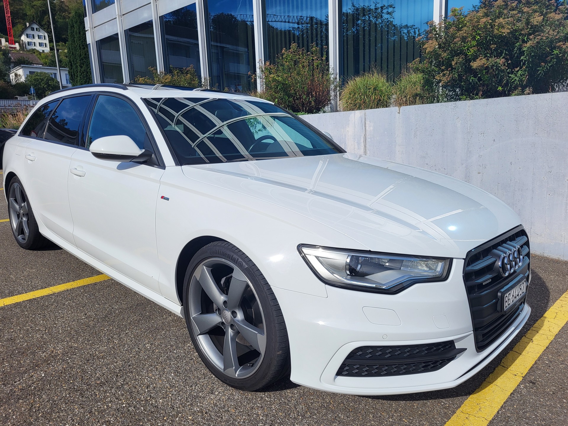 AUDI A6-image-7