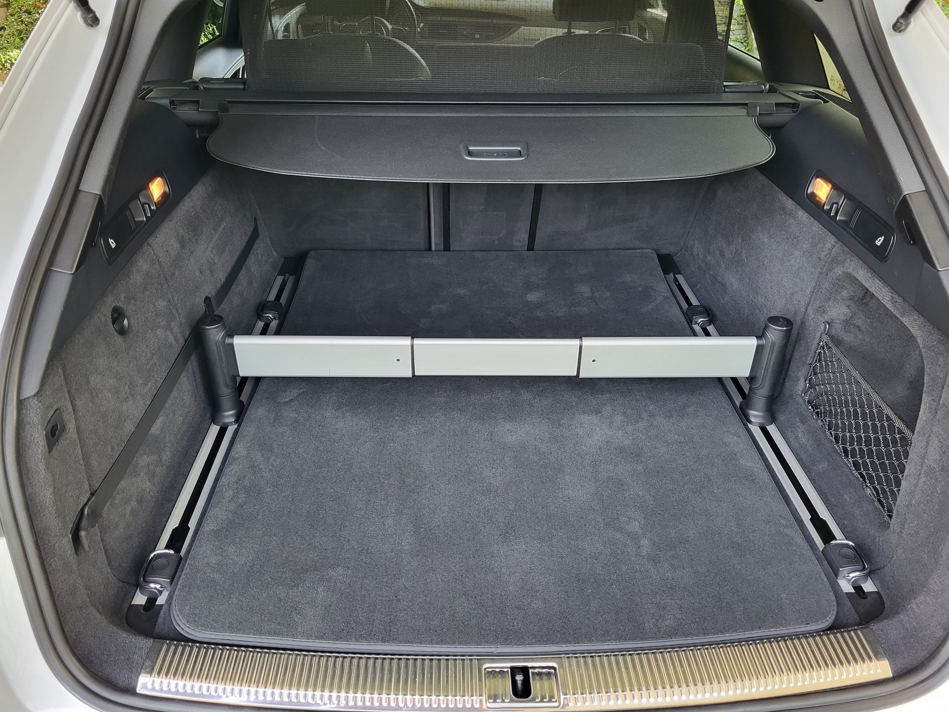 AUDI A6-image-17