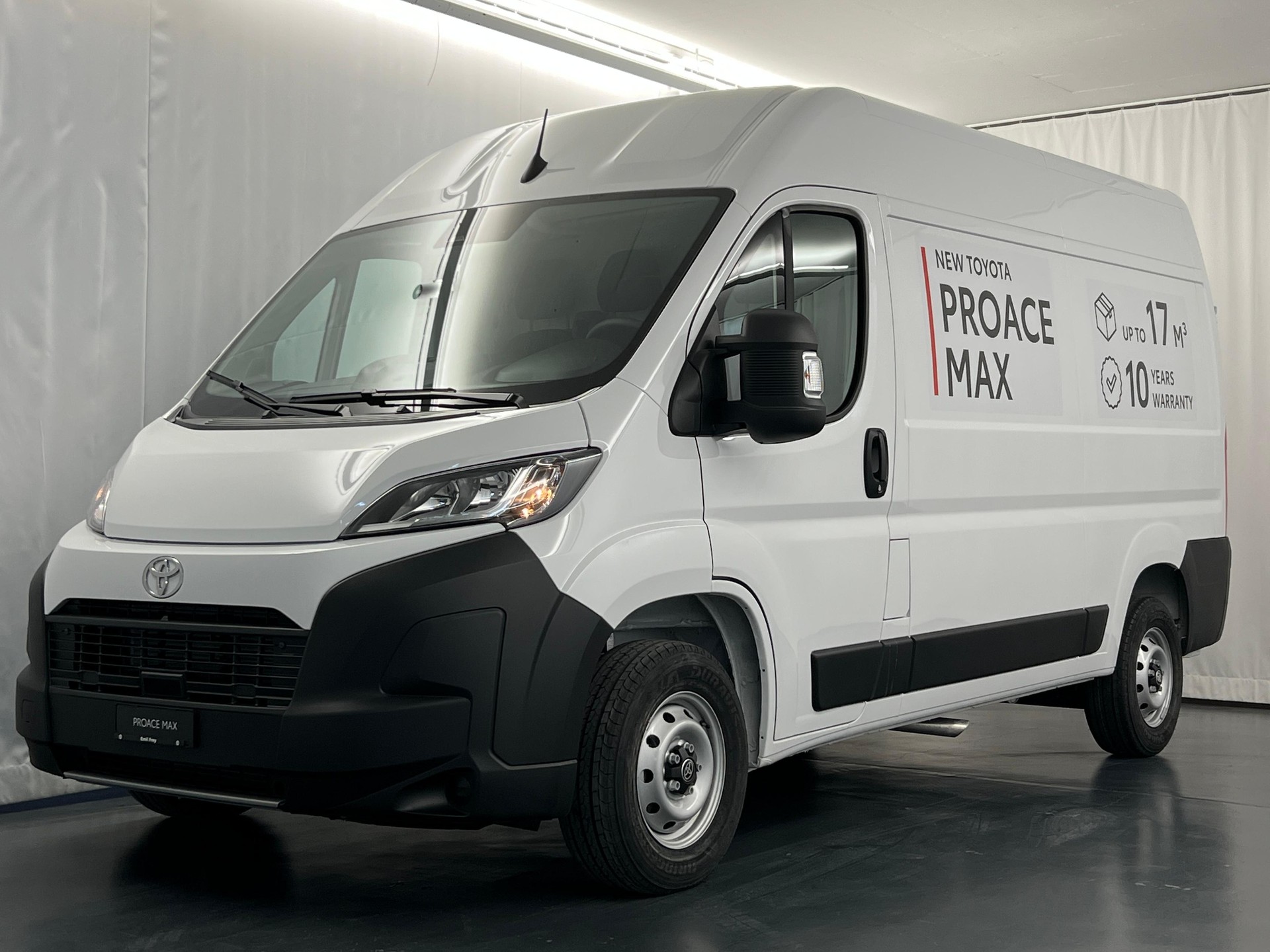 TOYOTA PROACE MAX Van 3.5 L2H2 2.2 D Active-image-1