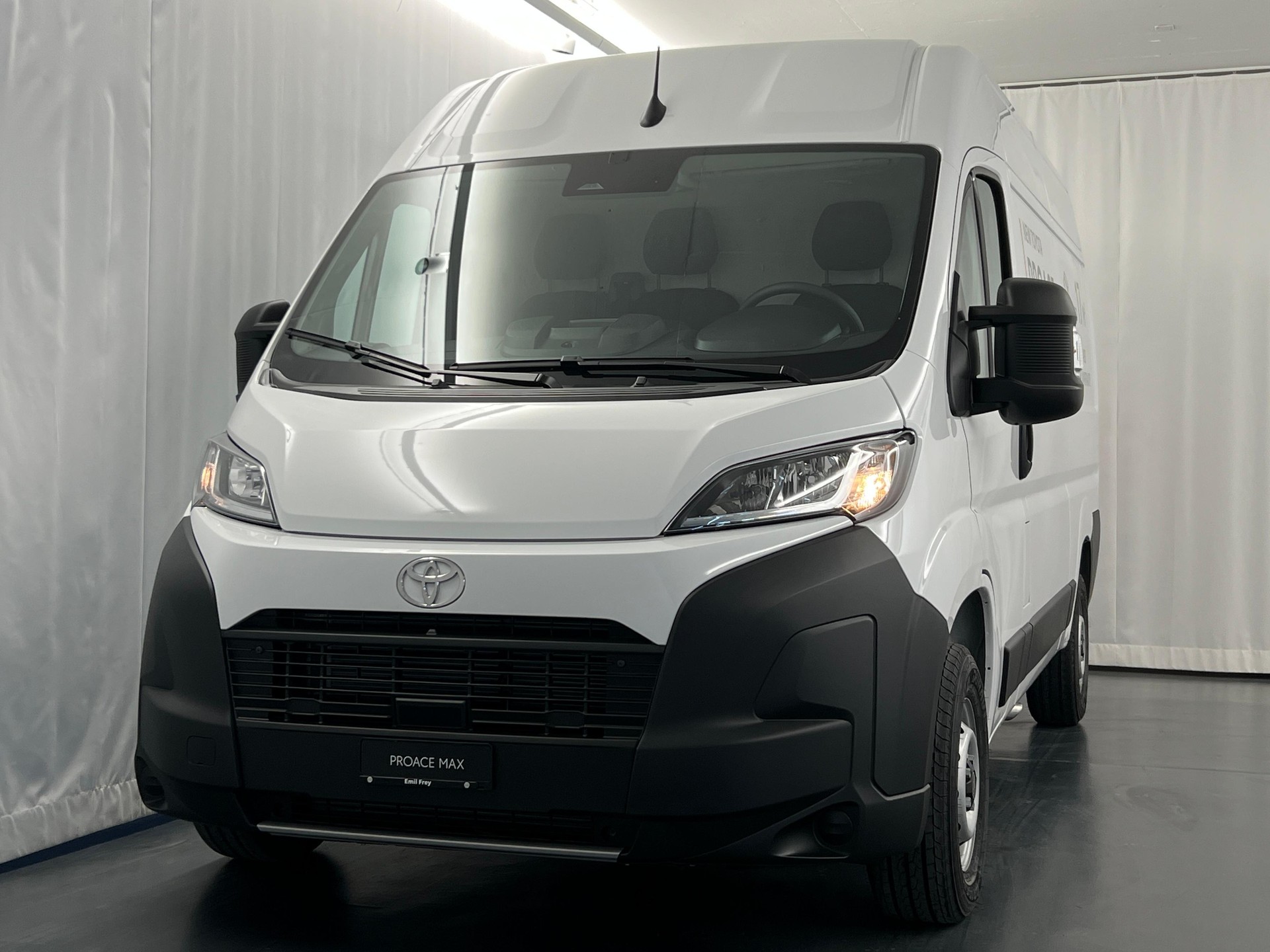 TOYOTA PROACE MAX Van 3.5 L2H2 2.2 D Active-image-0