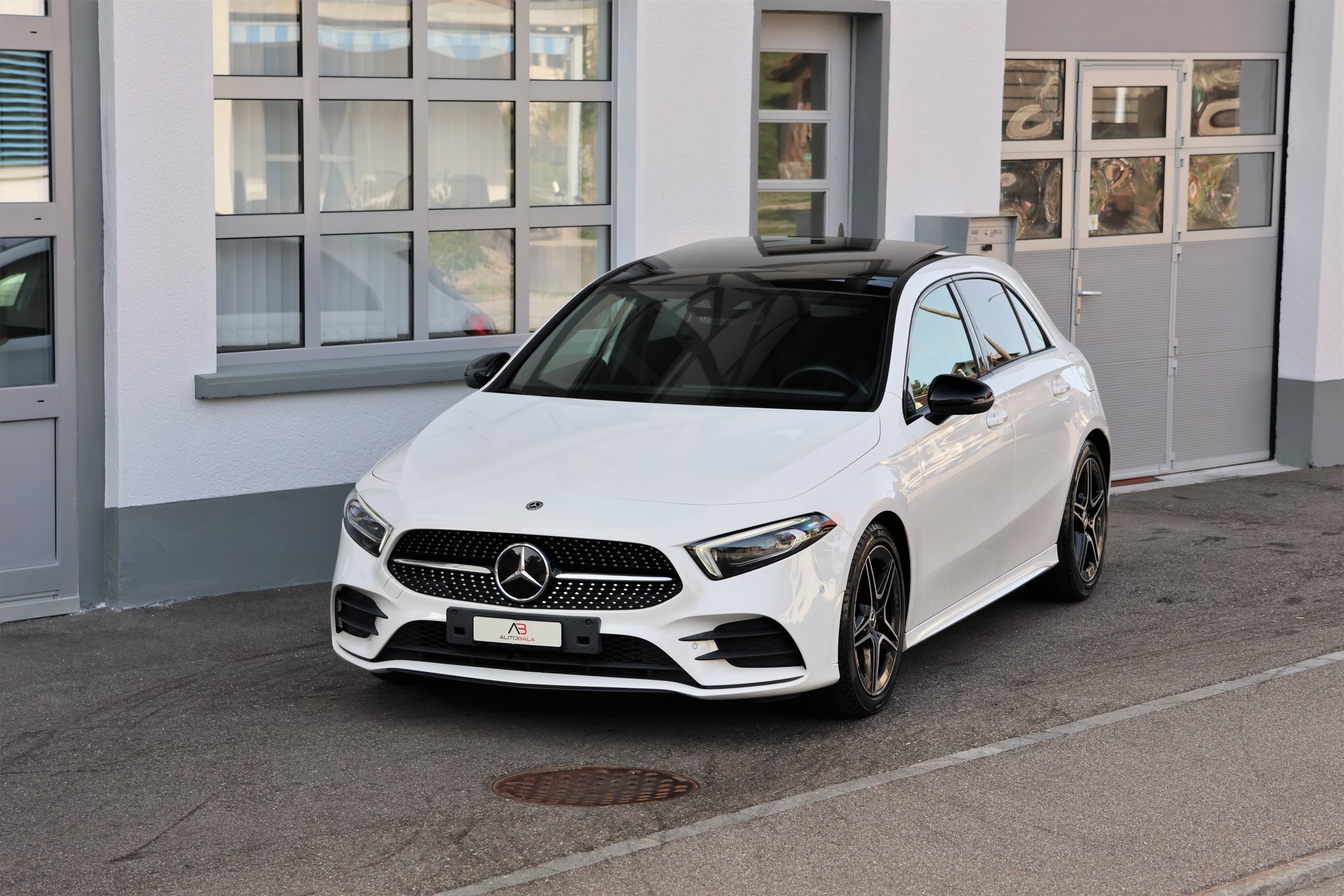 MERCEDES-BENZ A 220 AMG Line 7G-DCT
