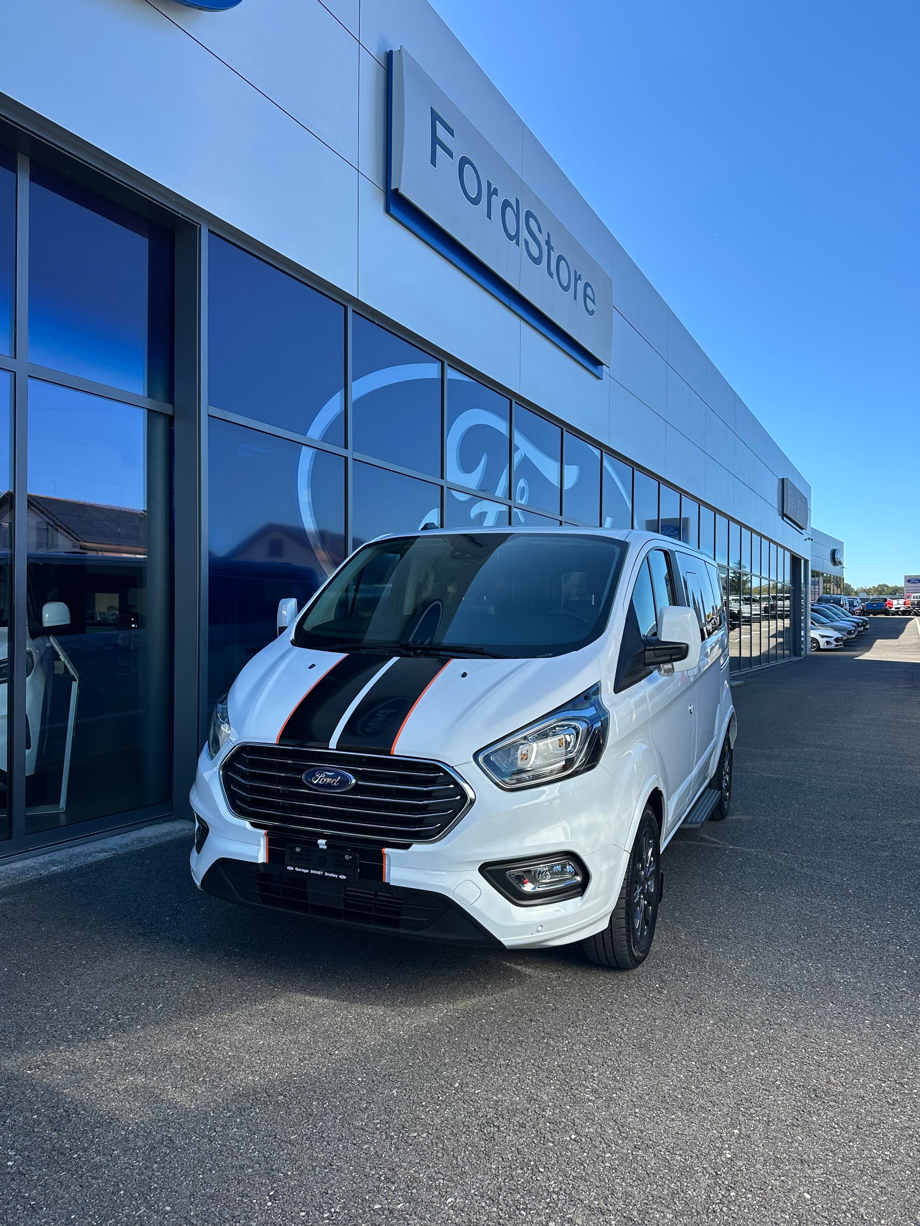 Car photo