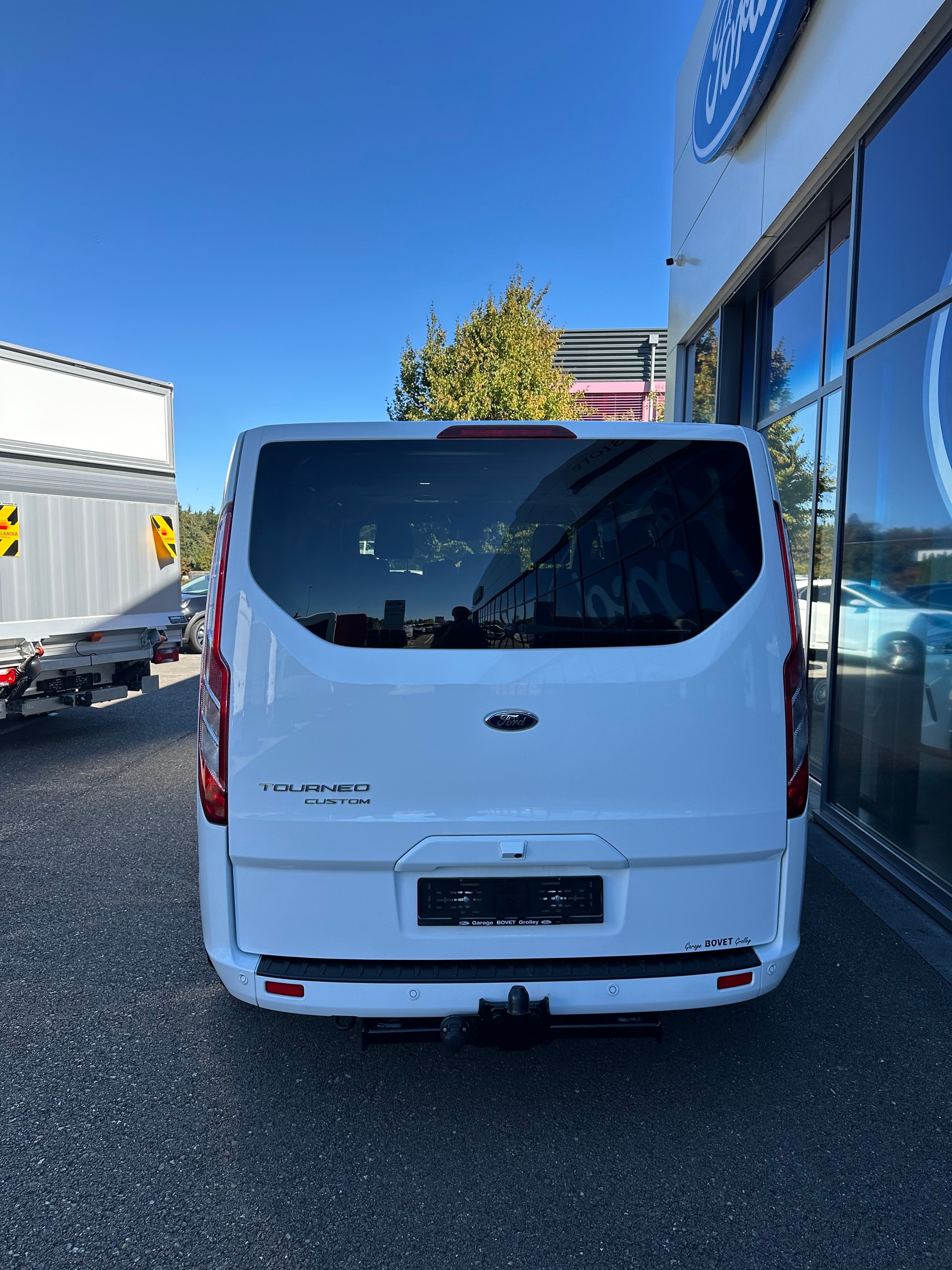 FORD Tourneo Custom 320 L1 2.0 TDCi 130 Titanium-image-4