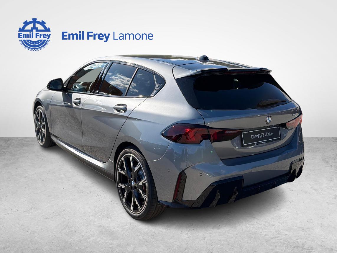 BMW 1er Reihe F70 123 xDrive-image-2