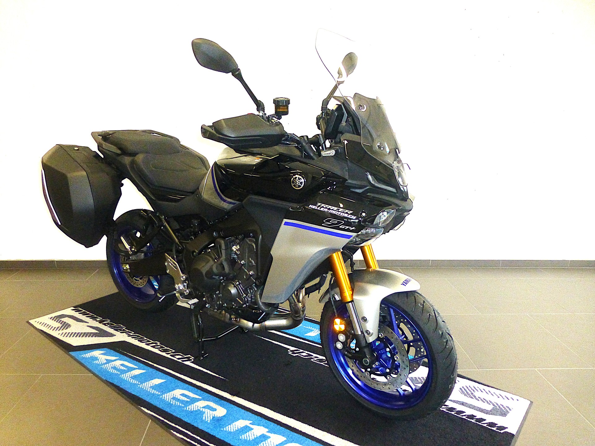 YAMAHA Tracer 9 GT+-showroom-element-2