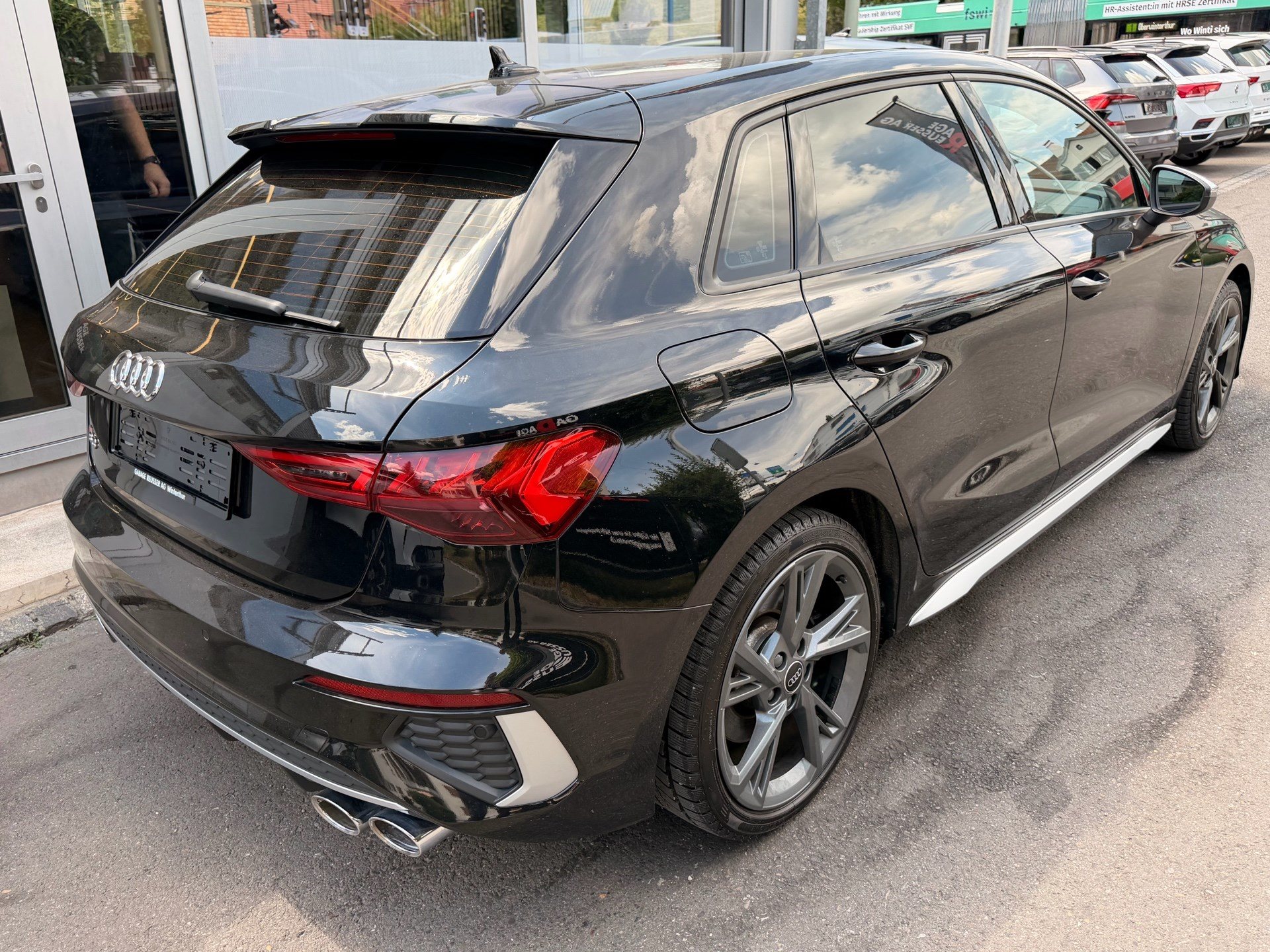 AUDI S3 Sportback 2.0 TFSI quattro *** UNSCHLAGBARER PREIS !!! ***-image-3