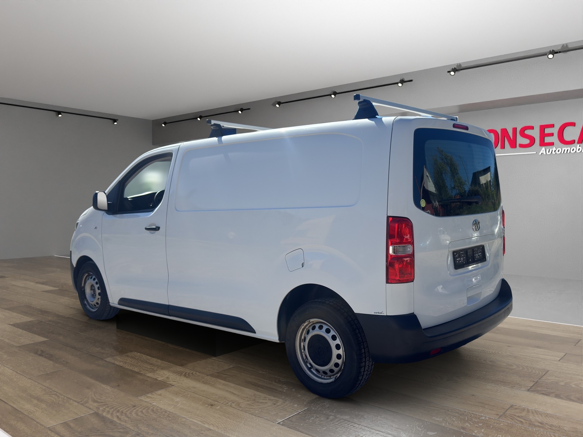 TOYOTA Proace 2.0D Panel Van L0 Luna-image-3