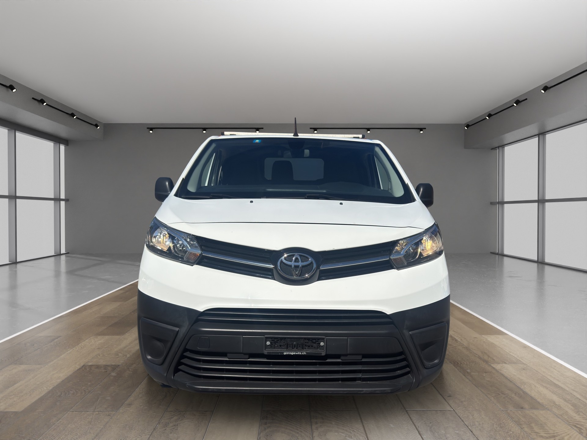 TOYOTA Proace 2.0D Panel Van L0 Luna-image-1