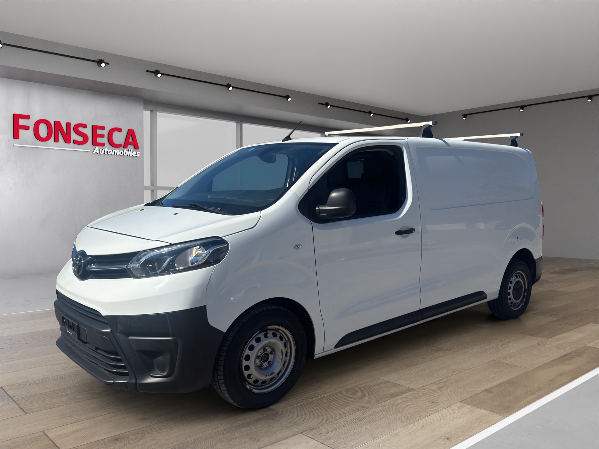 TOYOTA Proace 2.0D Panel Van L0 Luna-image-0