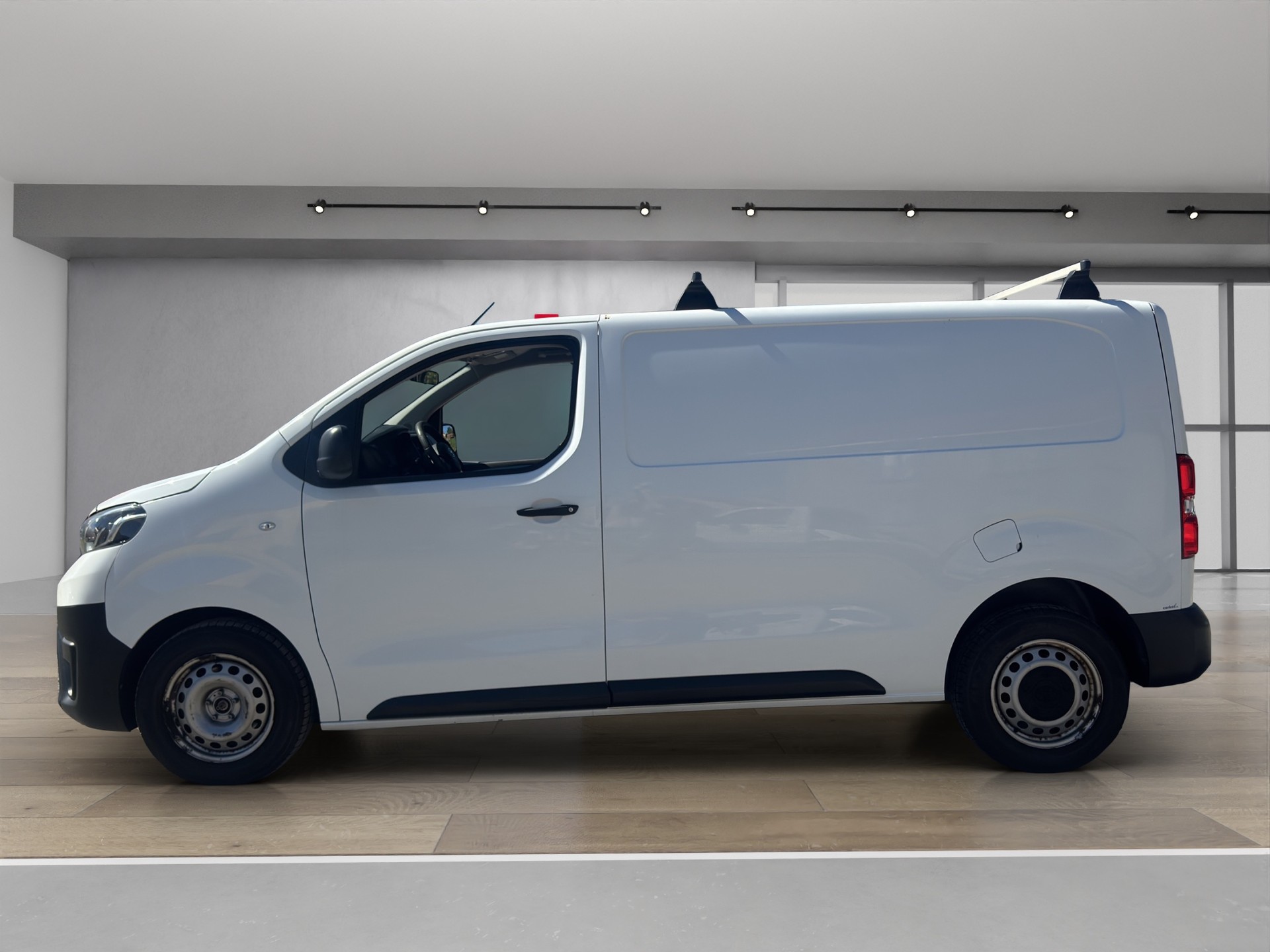 TOYOTA Proace 2.0D Panel Van L0 Luna-image-2
