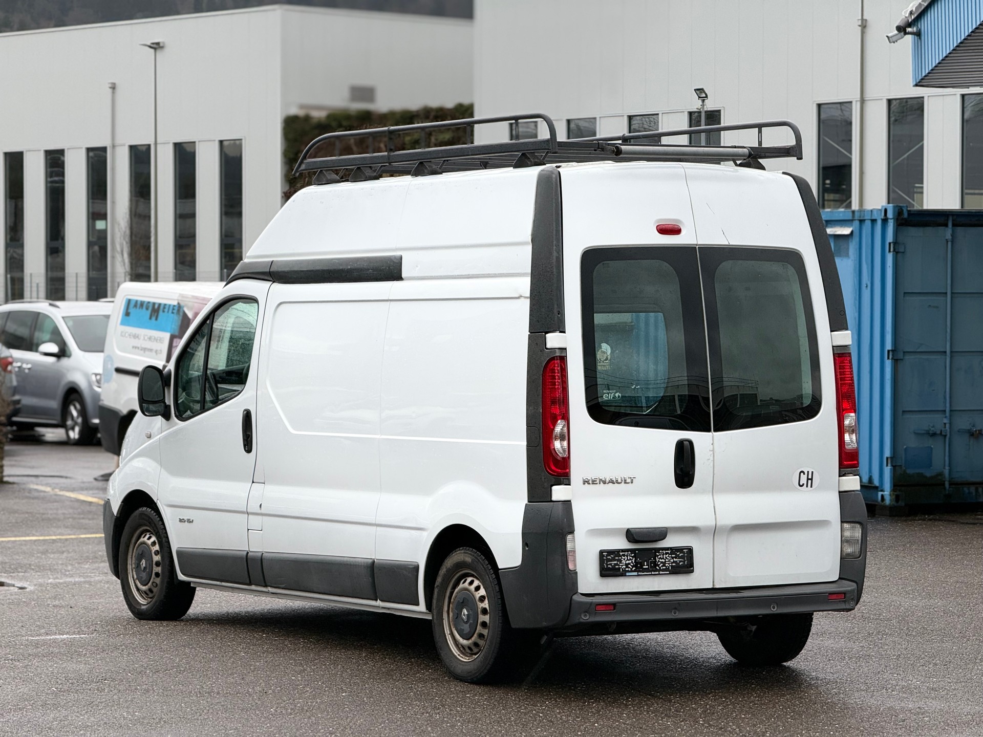 RENAULT Trafic 2.0i 2.9t L1H1-image-1
