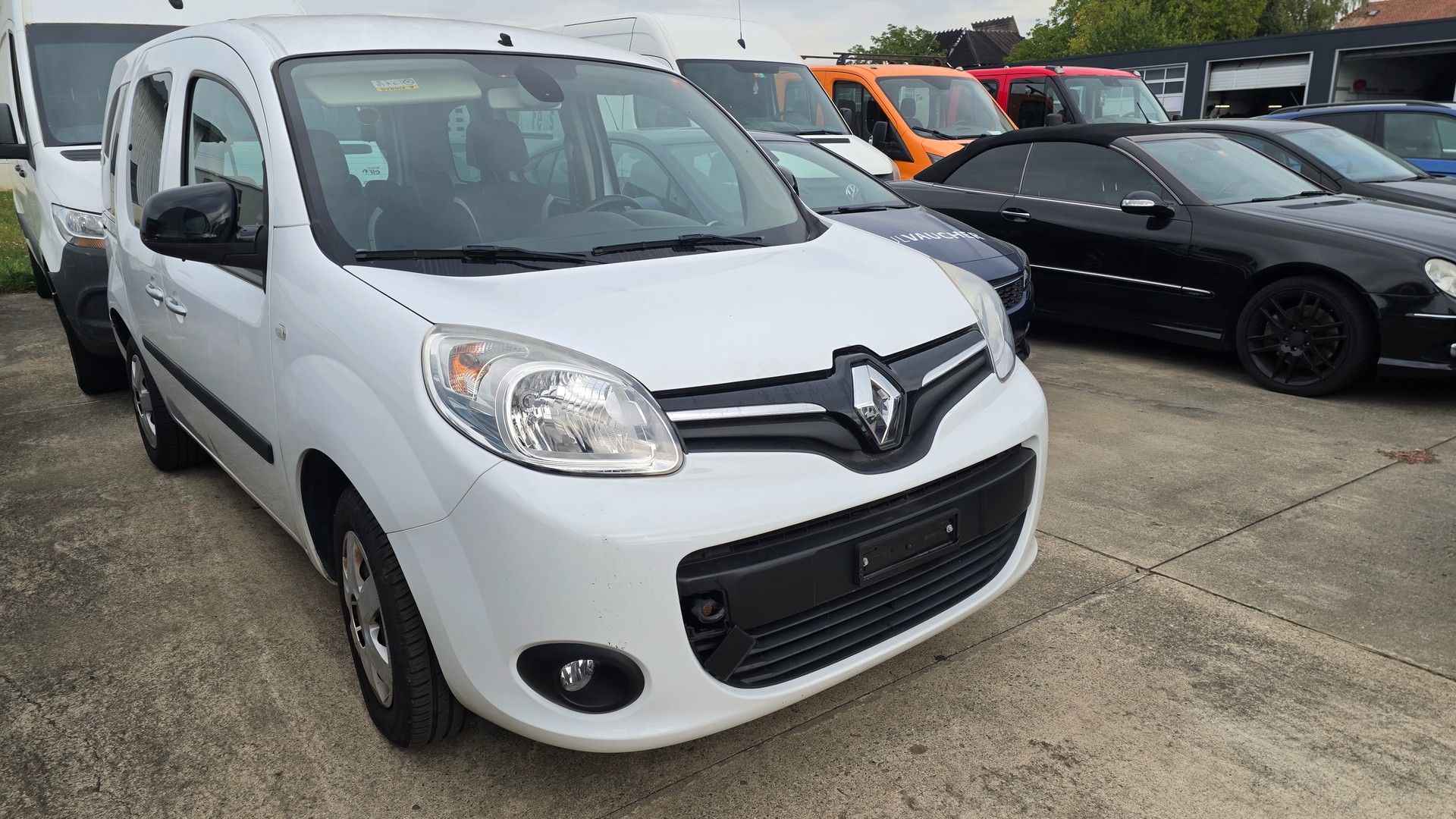 RENAULT Kangoo 1.2 16V Turbo Energy-image-1