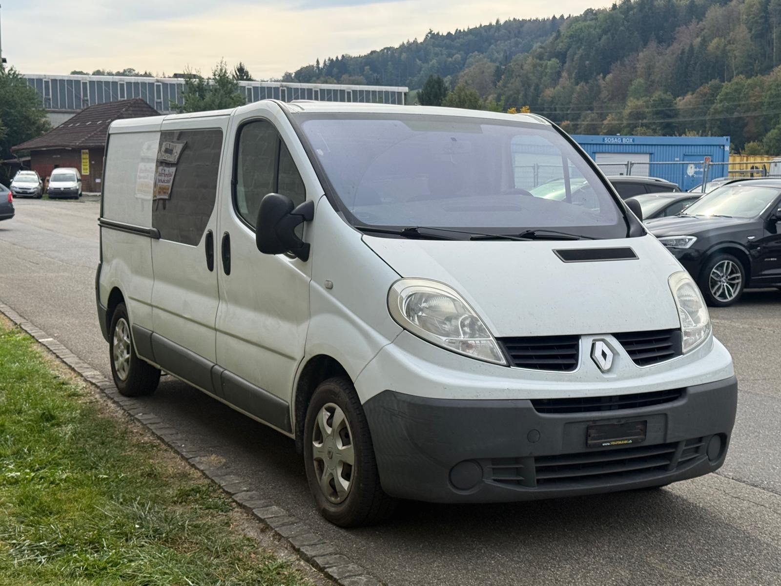 RENAULT Trafic 2.0 dCi 115 2.9t L2H2-image-5