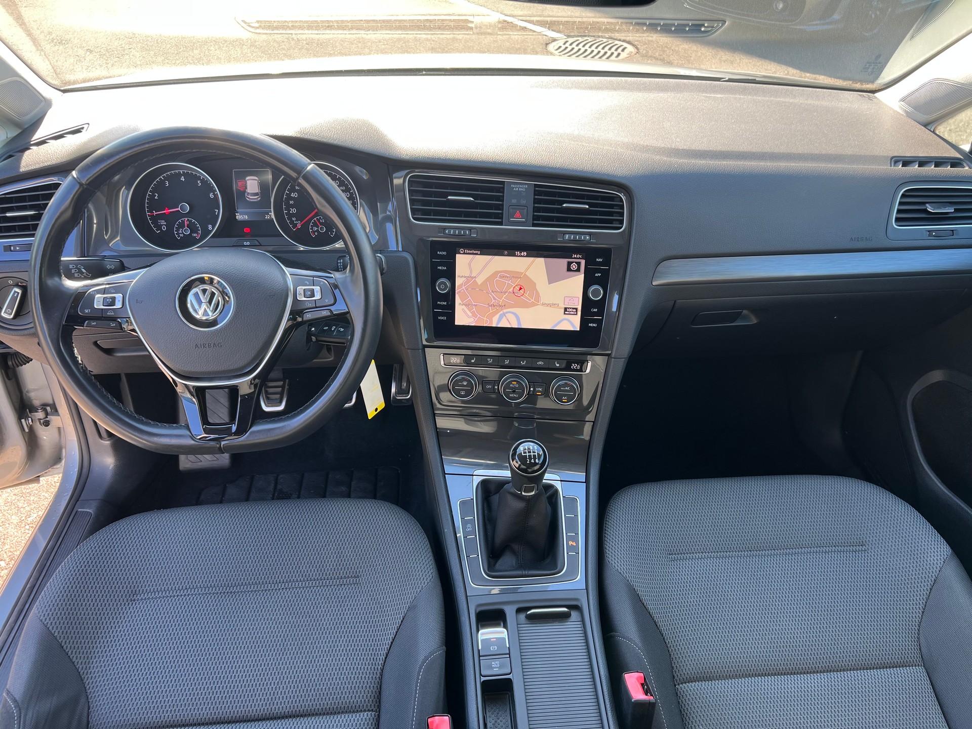 VW Golf 1.0 TSI Comfortline-image-27