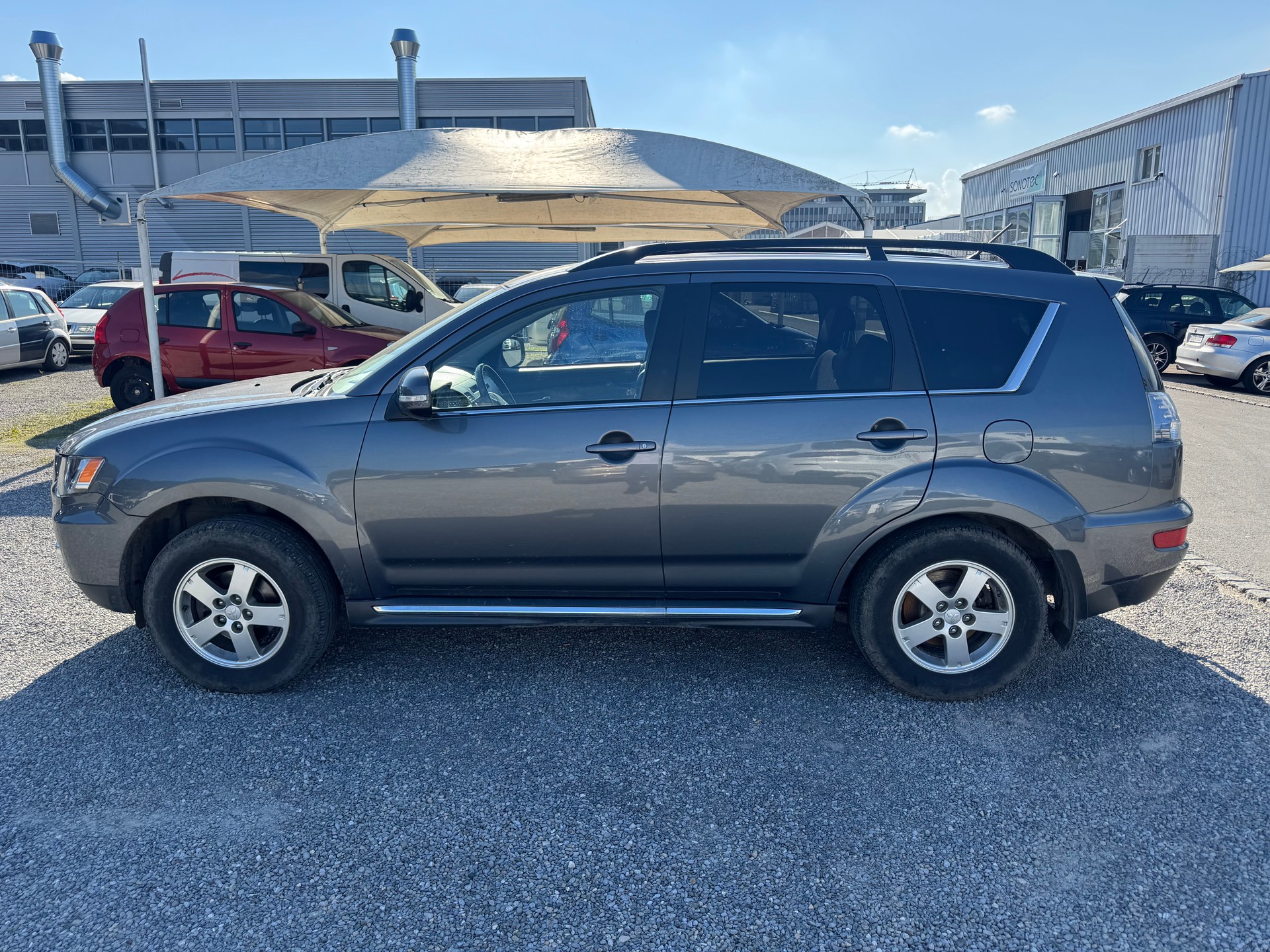MITSUBISHI Outlander 2.2 DID Invite 4WD TC-SST-image-5