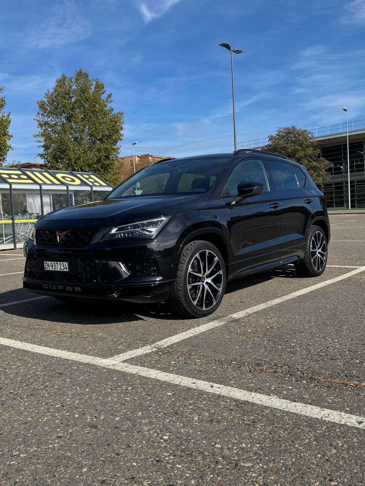 Car photo