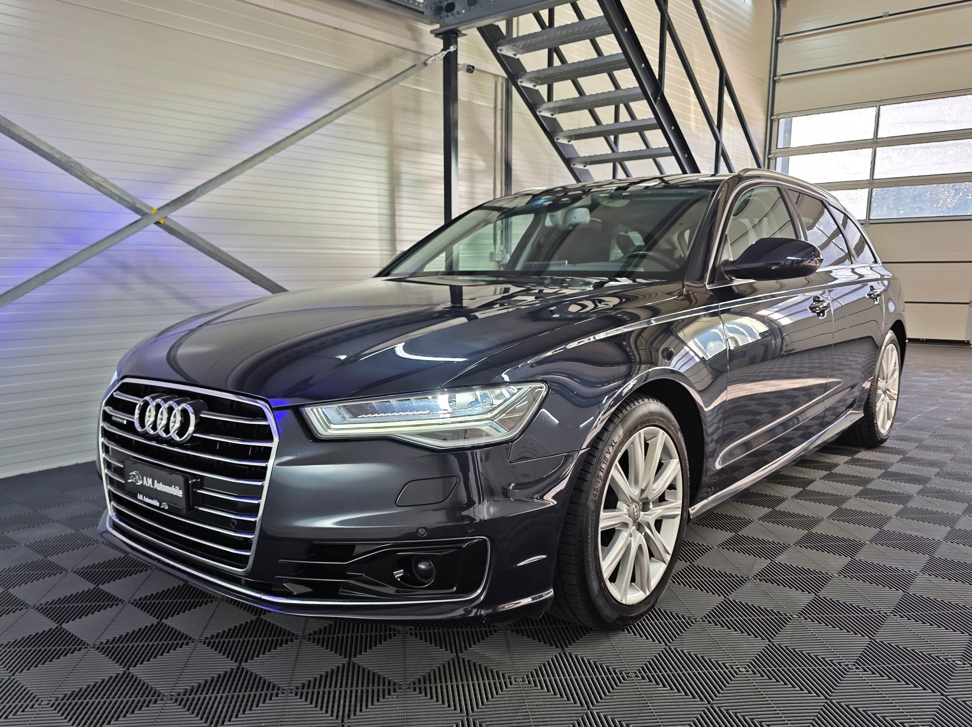 AUDI A6 Avant 2.0 TFSI quattro S-tronic-image-9
