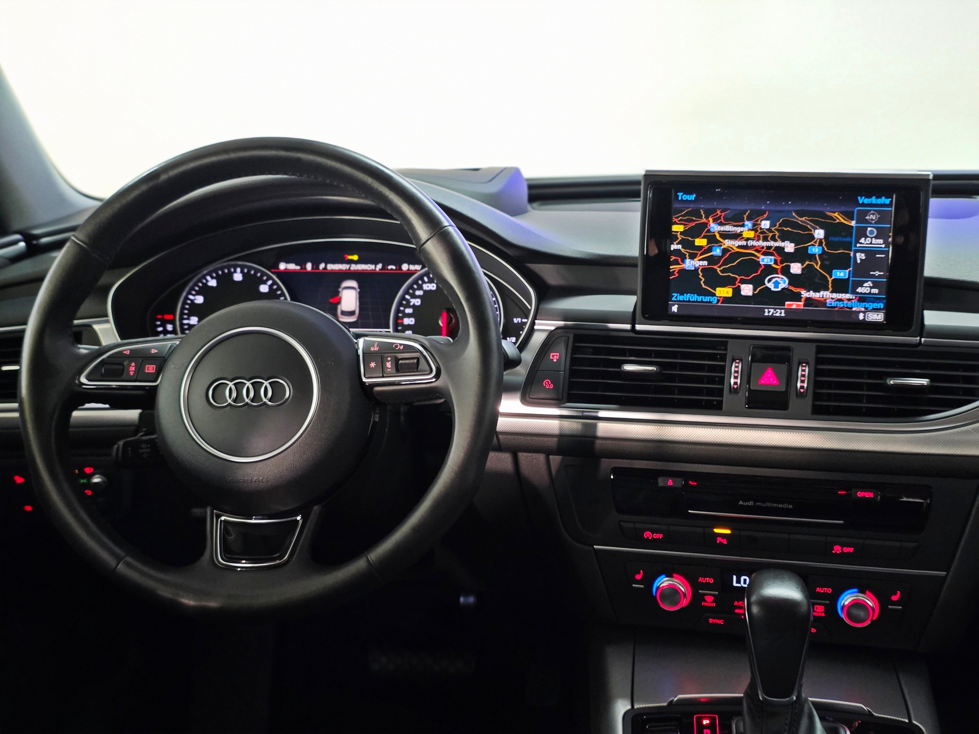 AUDI A6 Avant 2.0 TFSI quattro S-tronic-image-14