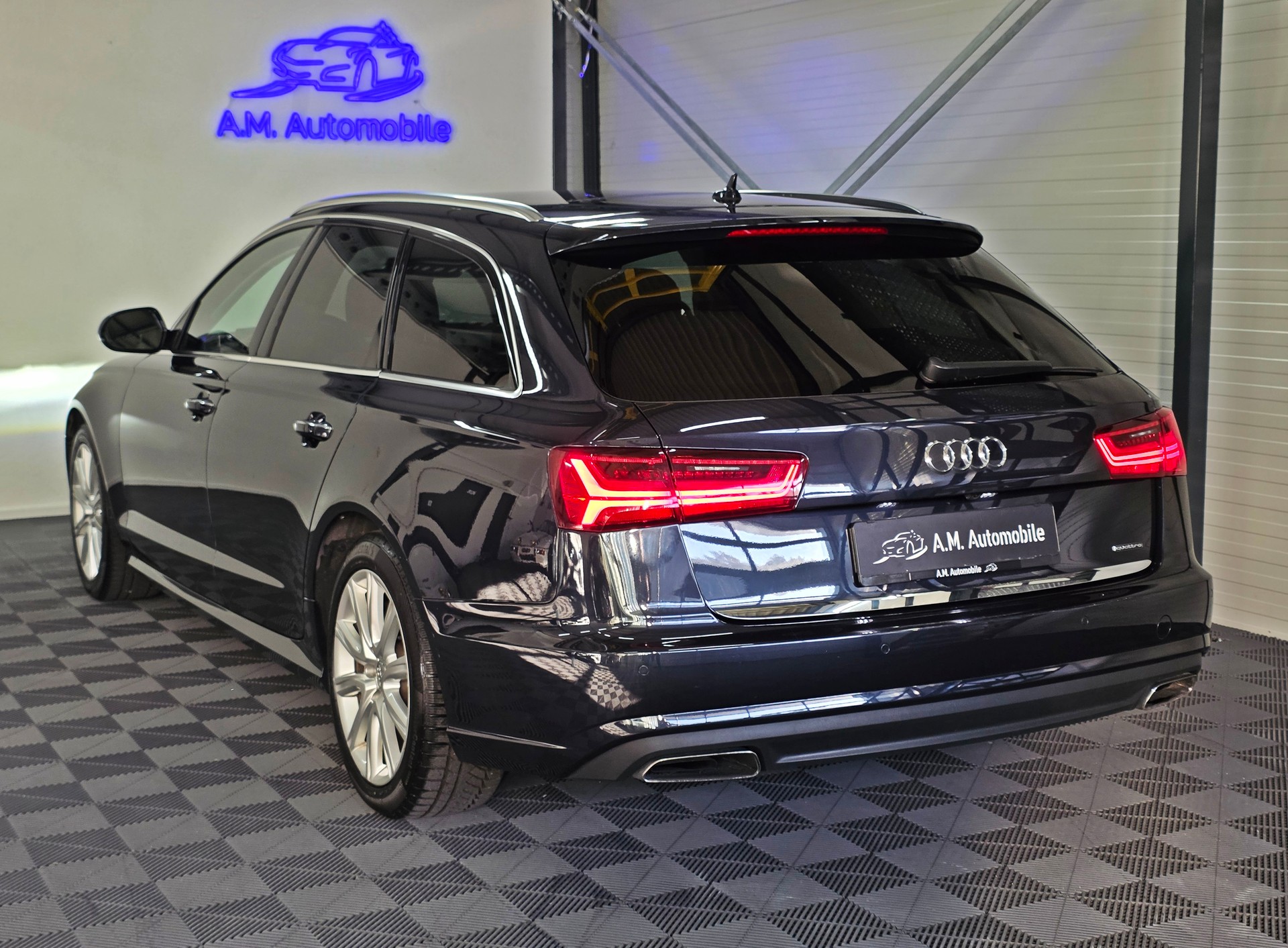 AUDI A6 Avant 2.0 TFSI quattro S-tronic-image-5